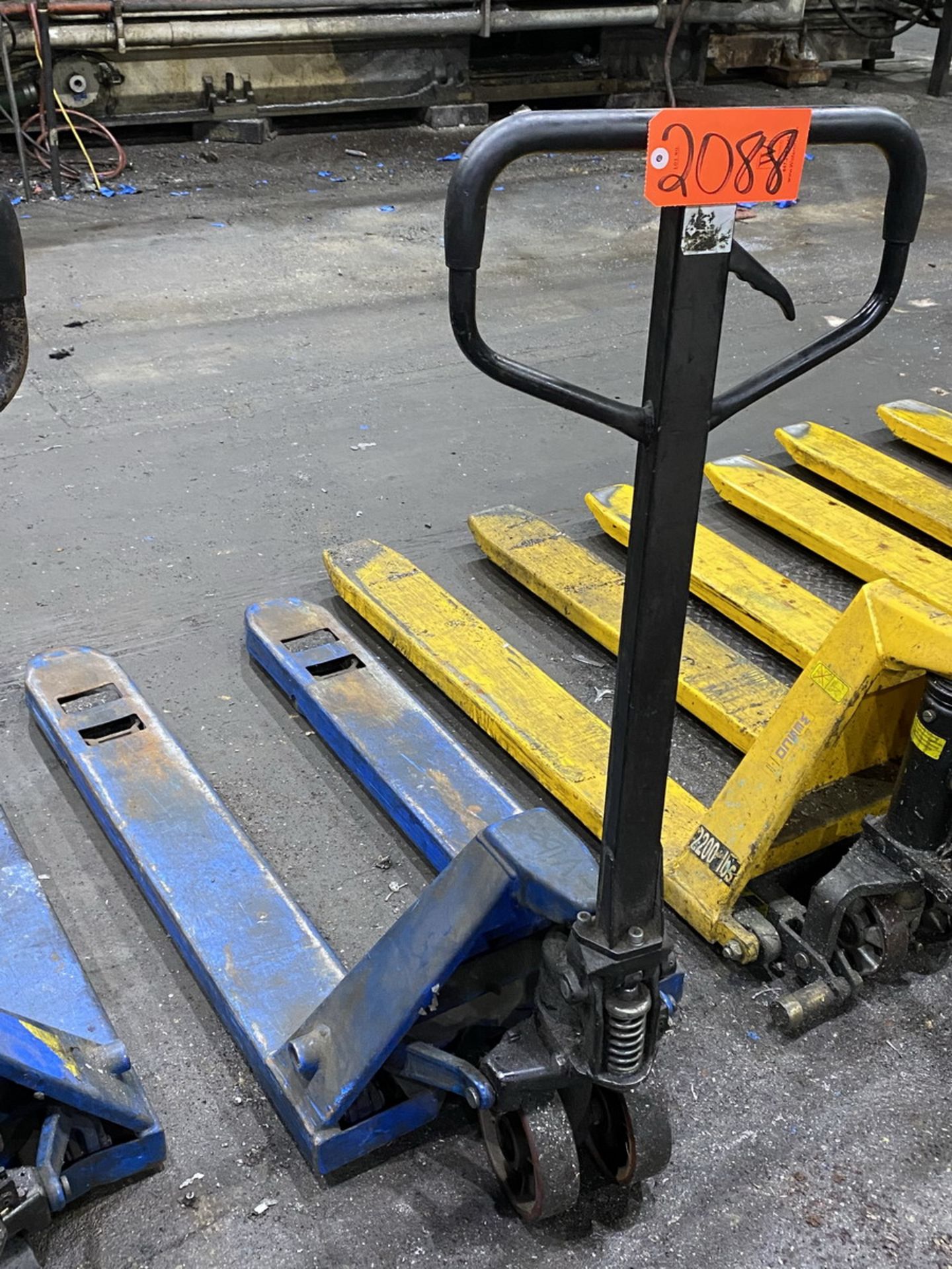 5,500 lb. (approx.) Capacity Hydraulic Pallet Truck - Image 2 of 2