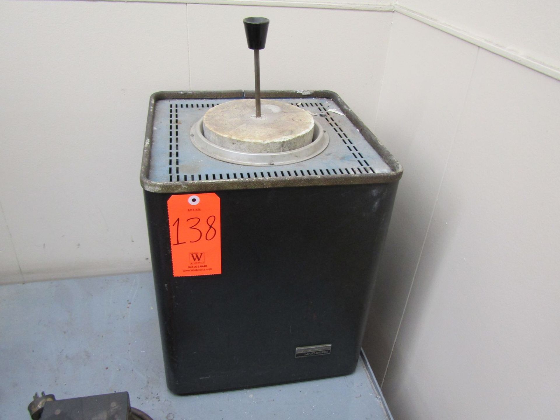 Lindberg 1,200 Degree C Max. Temp. Model 56622 Melting Oven, S/N: 838043; 1,700-Watt, with