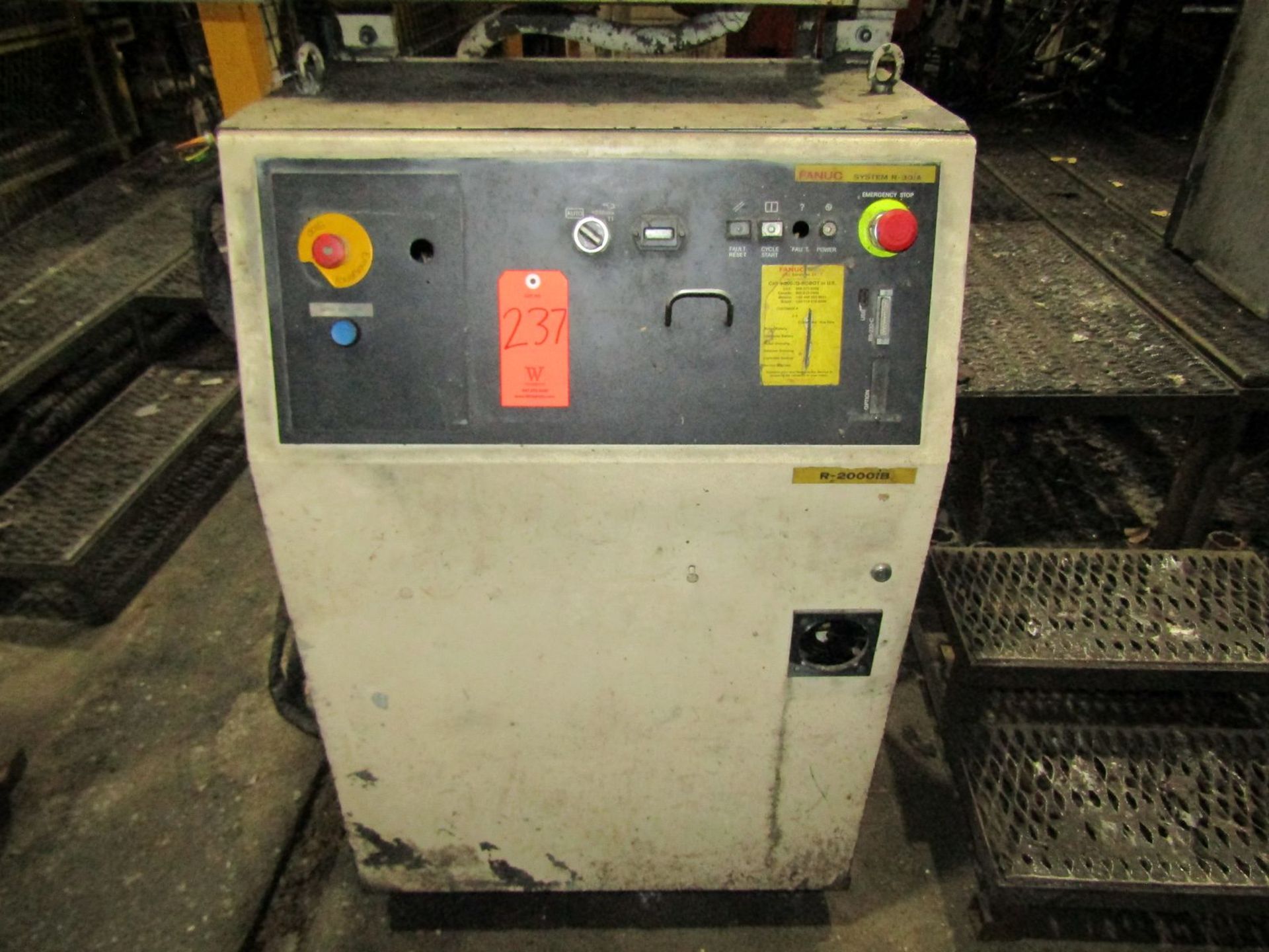 Fanuc Type A05B-1329-B201 Robot, S/N: R11902136 (2011); with Fanuc System R-30iA Controller & - Image 4 of 4