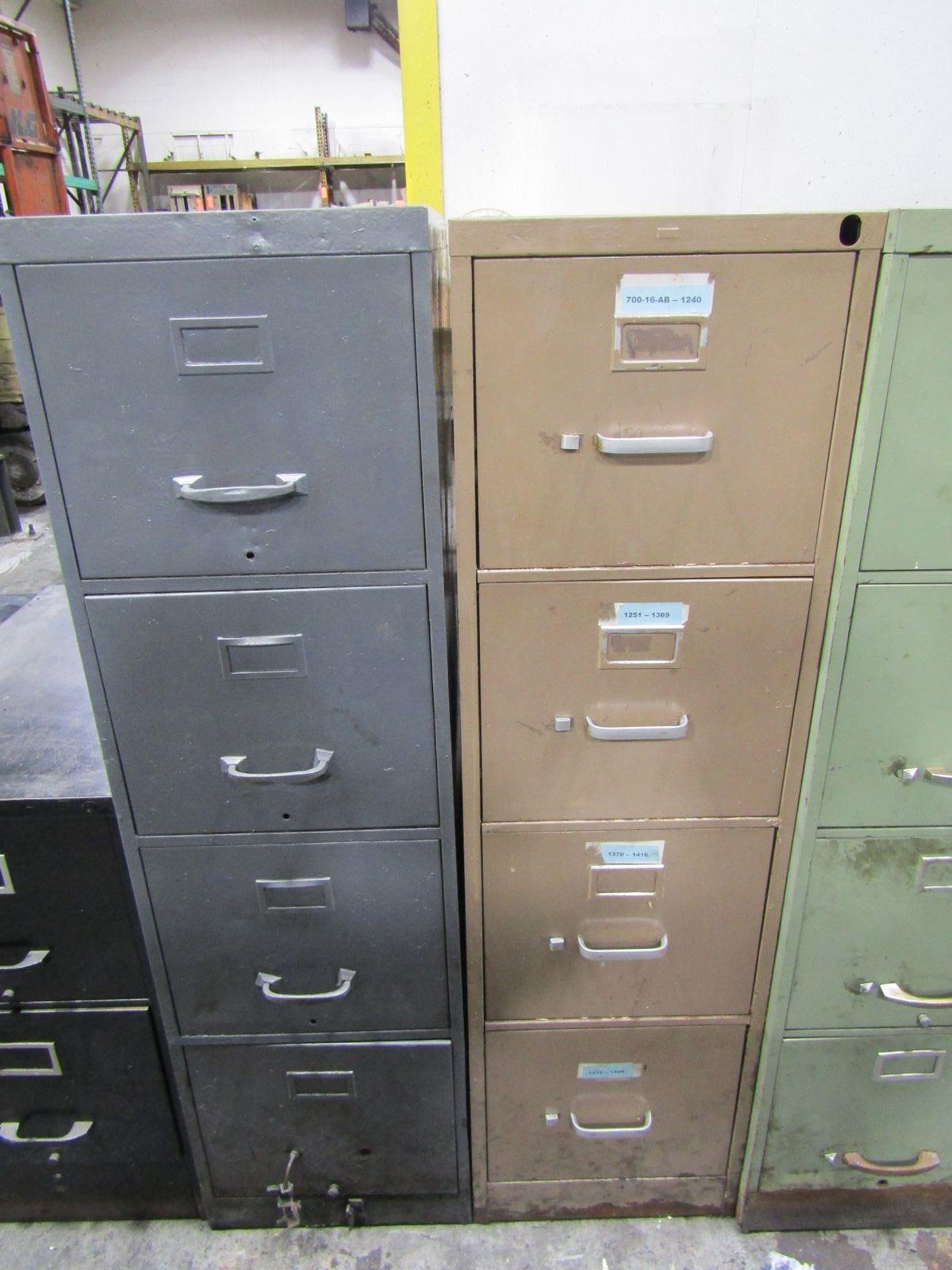 Lot - Shop Furniture, to Include: (2) 5-Drawer Lateral Filing Cabinets, (1) 4-Drawer Lateral - Image 5 of 12
