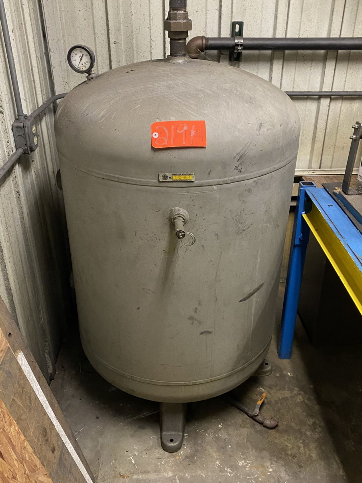 Vertical Air Receiving Tank