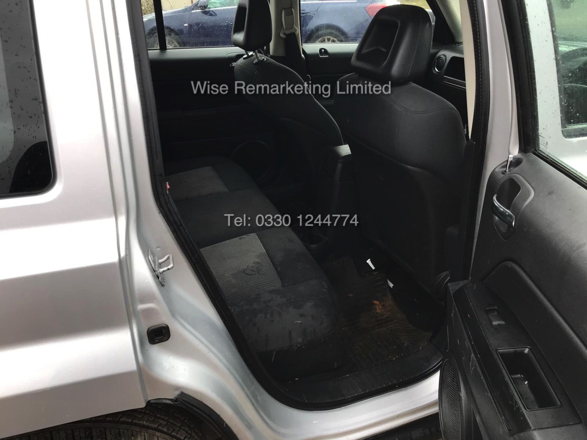 **RESERVE MET** JEEP PATRIOT SPORT 2.0 CRD 2009 - 09 REG - 6 SPEED - AIR CON - TOW BAR - Image 8 of 17
