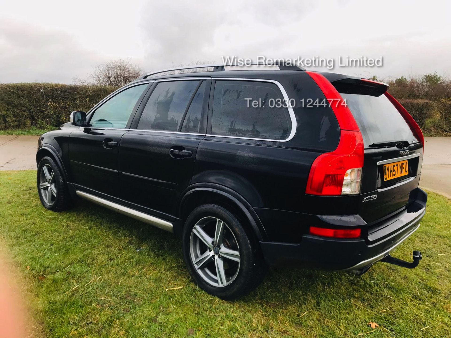 Volvo XC90 2.4 D5 Sport Special Equipment Auto - 2008 Model - Full Cream Leather - 7 Seater - Image 3 of 24