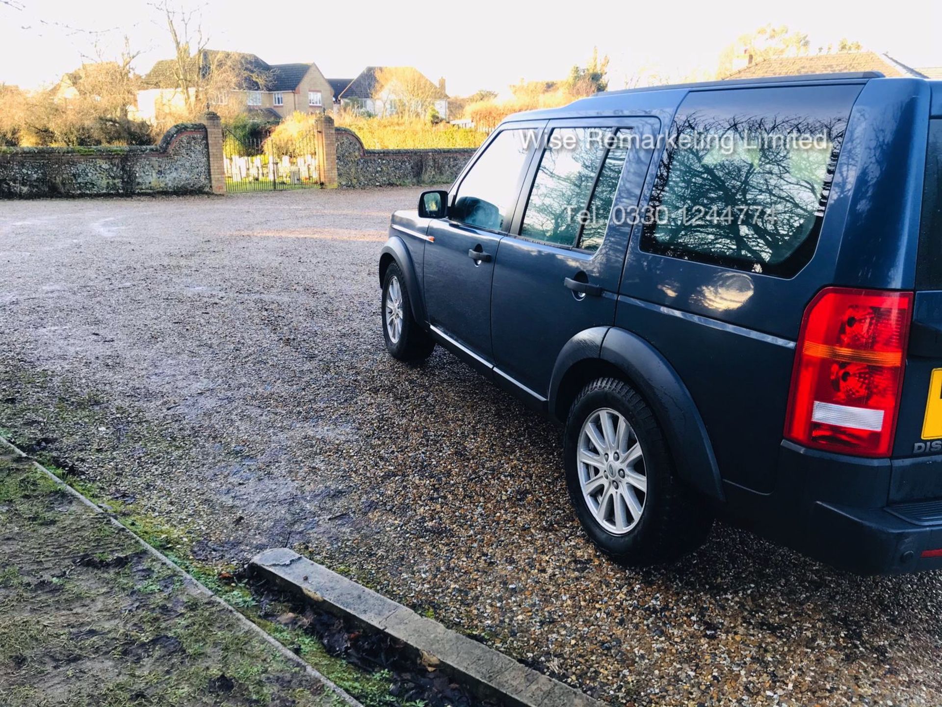 Land Rover Discovery 2.7 TdV6 Special Equipment - Automatic (2007 Model) Full Leather - Elec Sunroof - Image 2 of 26