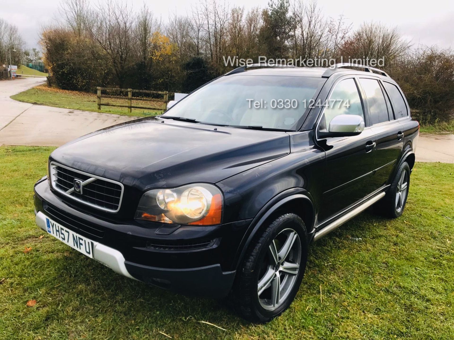 Volvo XC90 2.4 D5 Sport Special Equipment Auto - 2008 Model - Full Cream Leather - 7 Seater