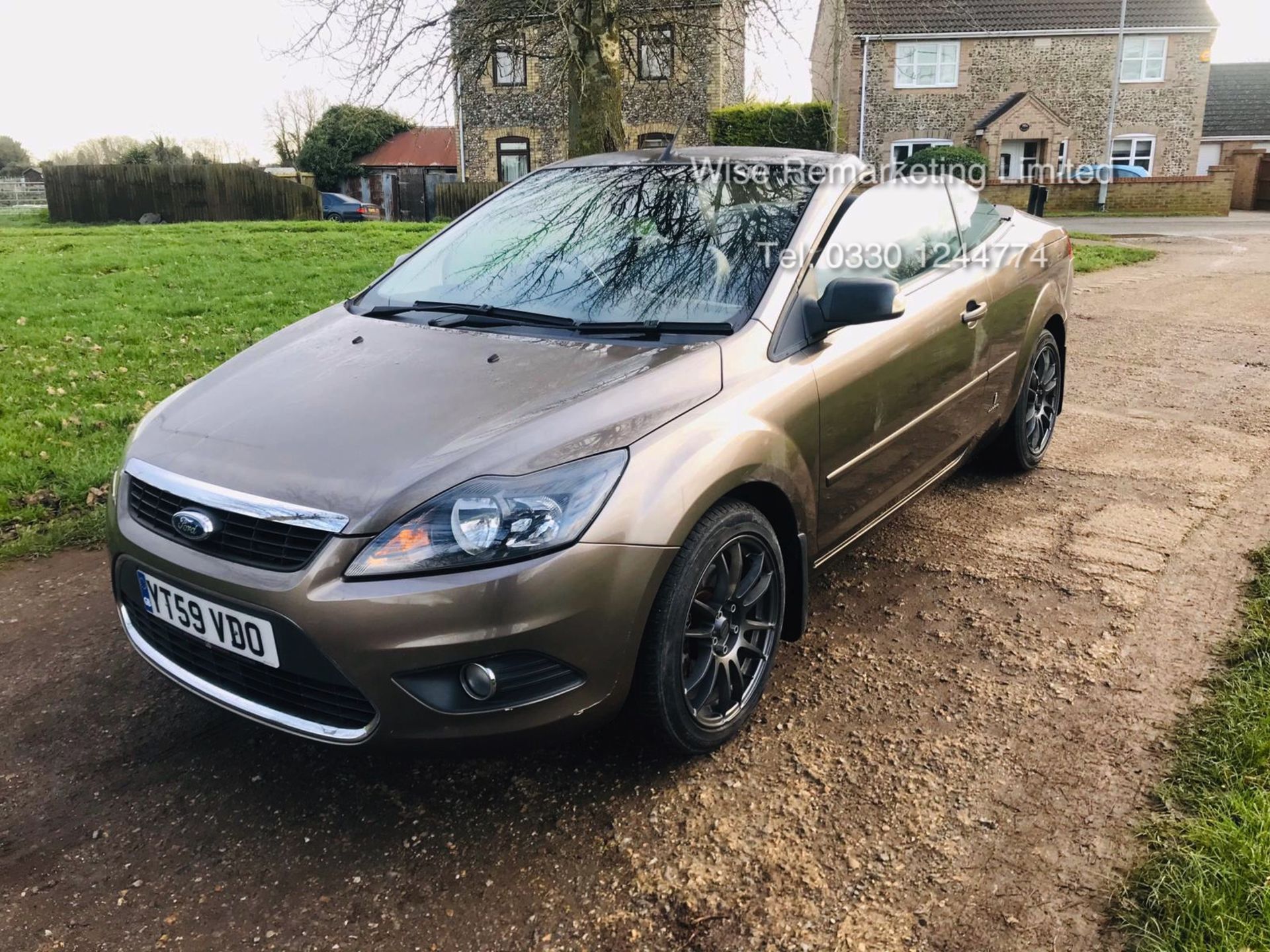 *RESERVE MET* Ford Focus CC Convertible 2.0 D - 2010 Model - 6 Speed - Heated Seats - Heated Screens