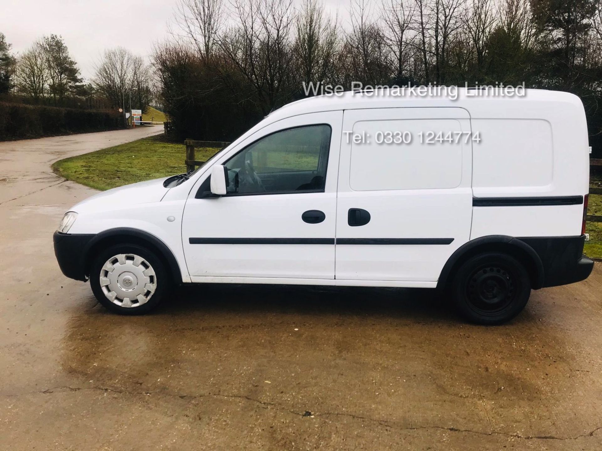 Vauxhall Combo 2000 1.2 CDTi S Automatic Crew Van **5 Seater** - 2012 Model - 1 Keeper From New - Image 6 of 18