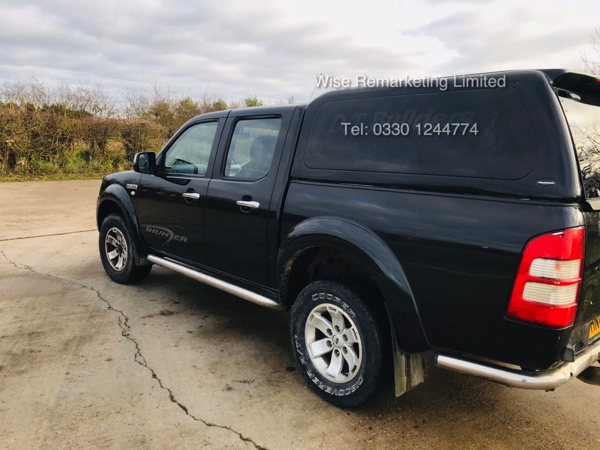 Ford Ranger Thunder 2.5 Double Cab Pick Up - 2009 09 Reg - 4x4 - Service History - Full Leather - Image 4 of 17