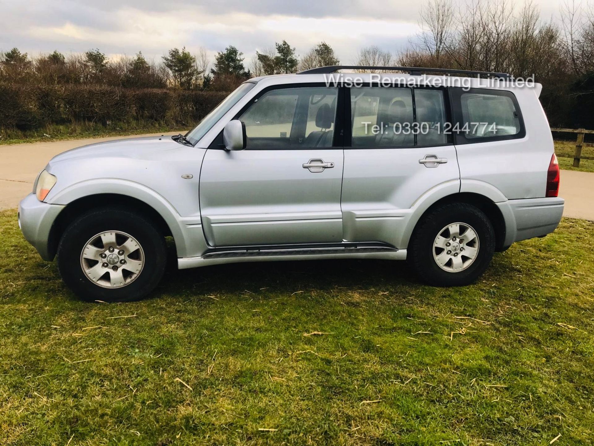 Mitsubishi Shogun Elegance *7 Seater* 3.2 DI-D Auto - 2004 04 Reg - Full Leather - Sun Roof - Image 4 of 25