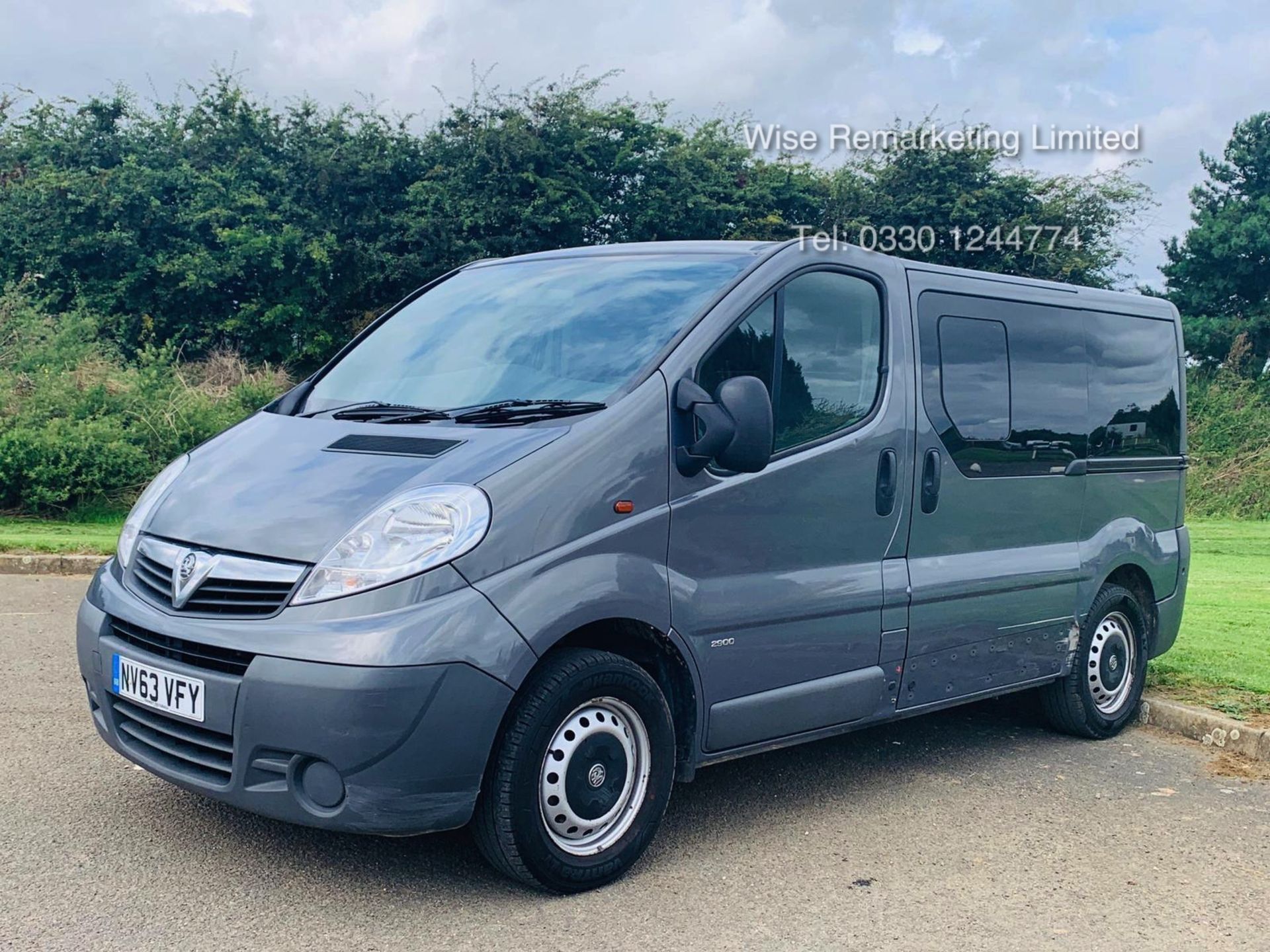 Vauxhall Vivaro 2.0 CDTI 2900 Minibus - 2014 Model - Wheel Chair Access - SAVE 20% NO VAT - 1 Owner - Image 2 of 21