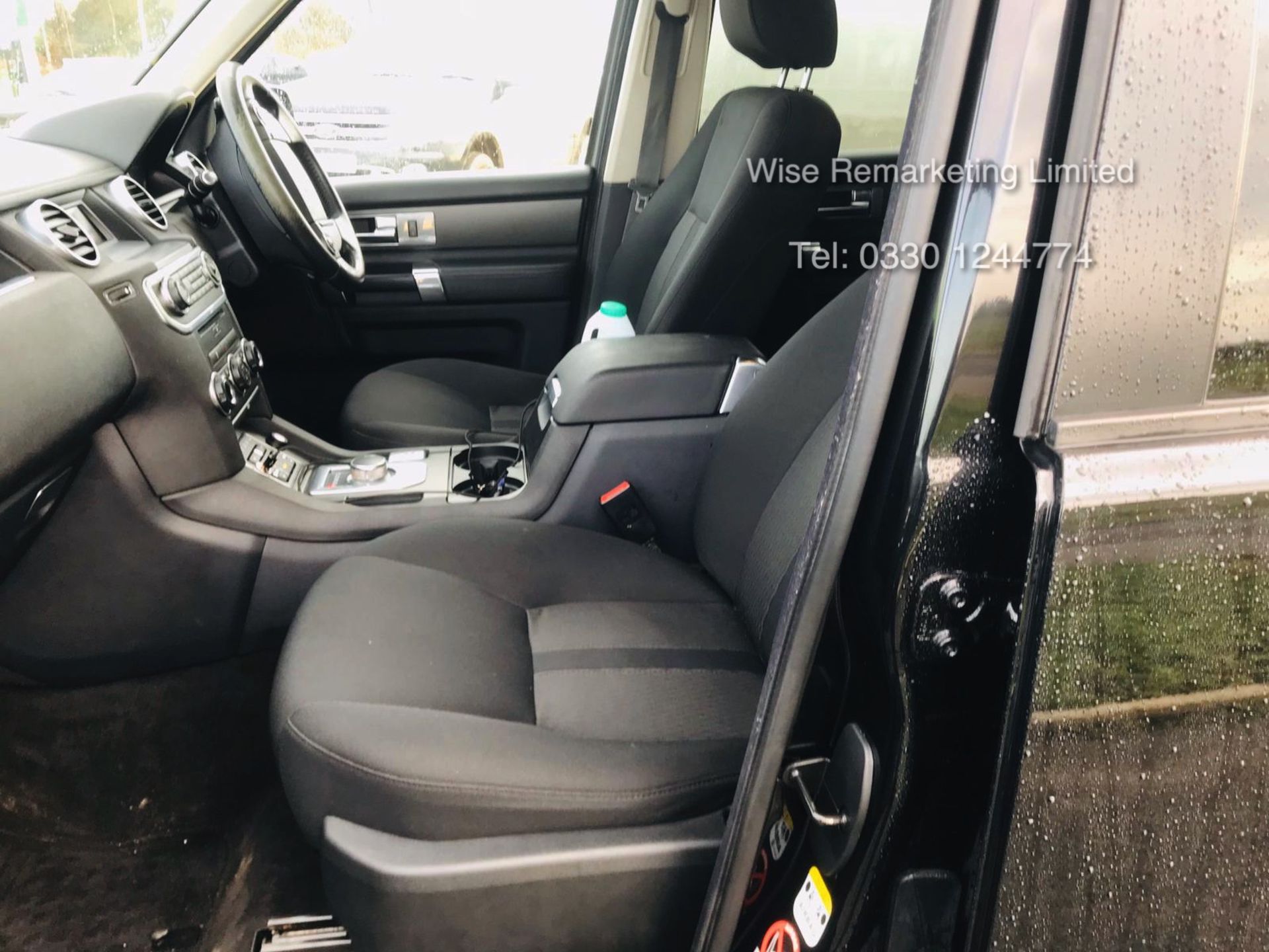 Land Rover Discovery GS 3.0 SDV6 Auto - 2014 Model - 7 Seater - 1 Owner From New - Image 8 of 19