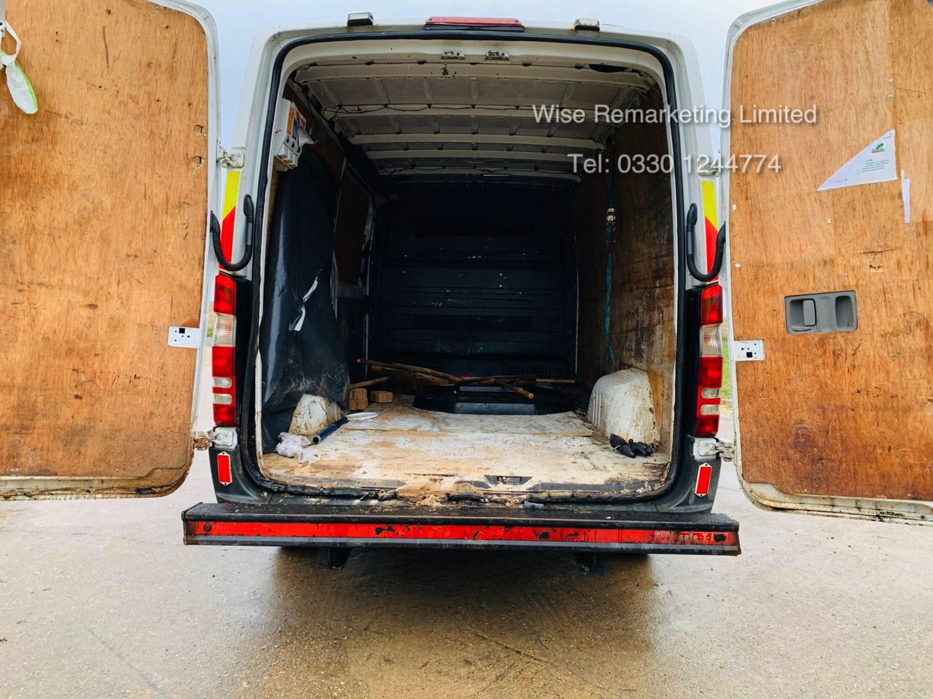 Mercedes Sprinter 313 2.1 CDI *Automatic Triptronic Gearbox* - 2011 Model - Ply Lined - Image 8 of 15