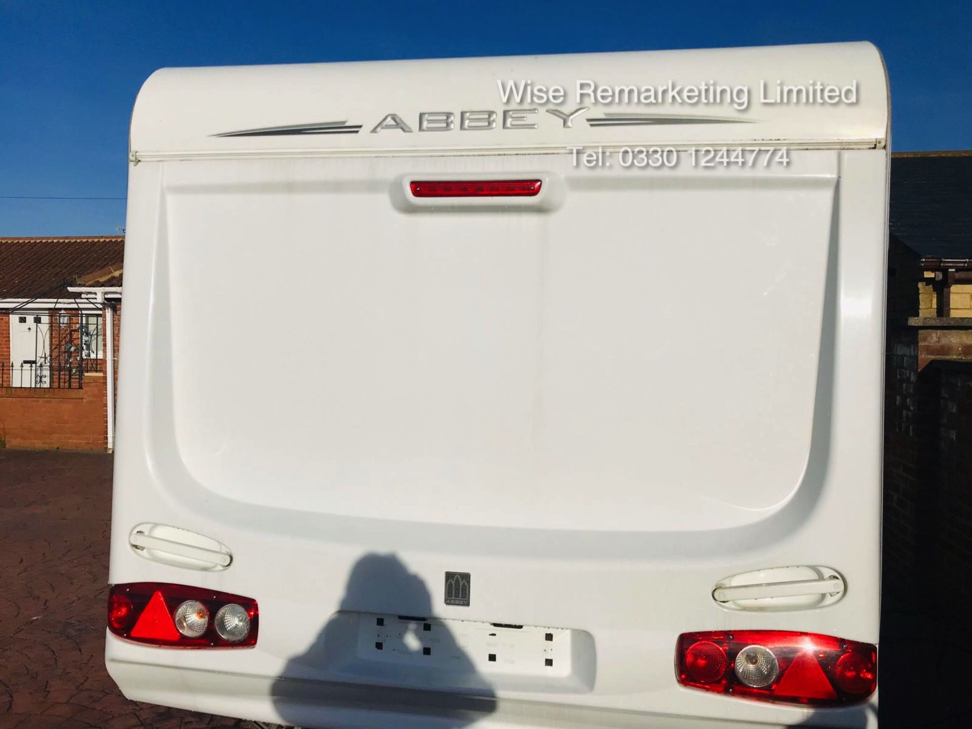 Abbey Freestyle 480 Touring Caravan (4 Berth) - 2008 Model - 1 Owner From New - - Image 4 of 28