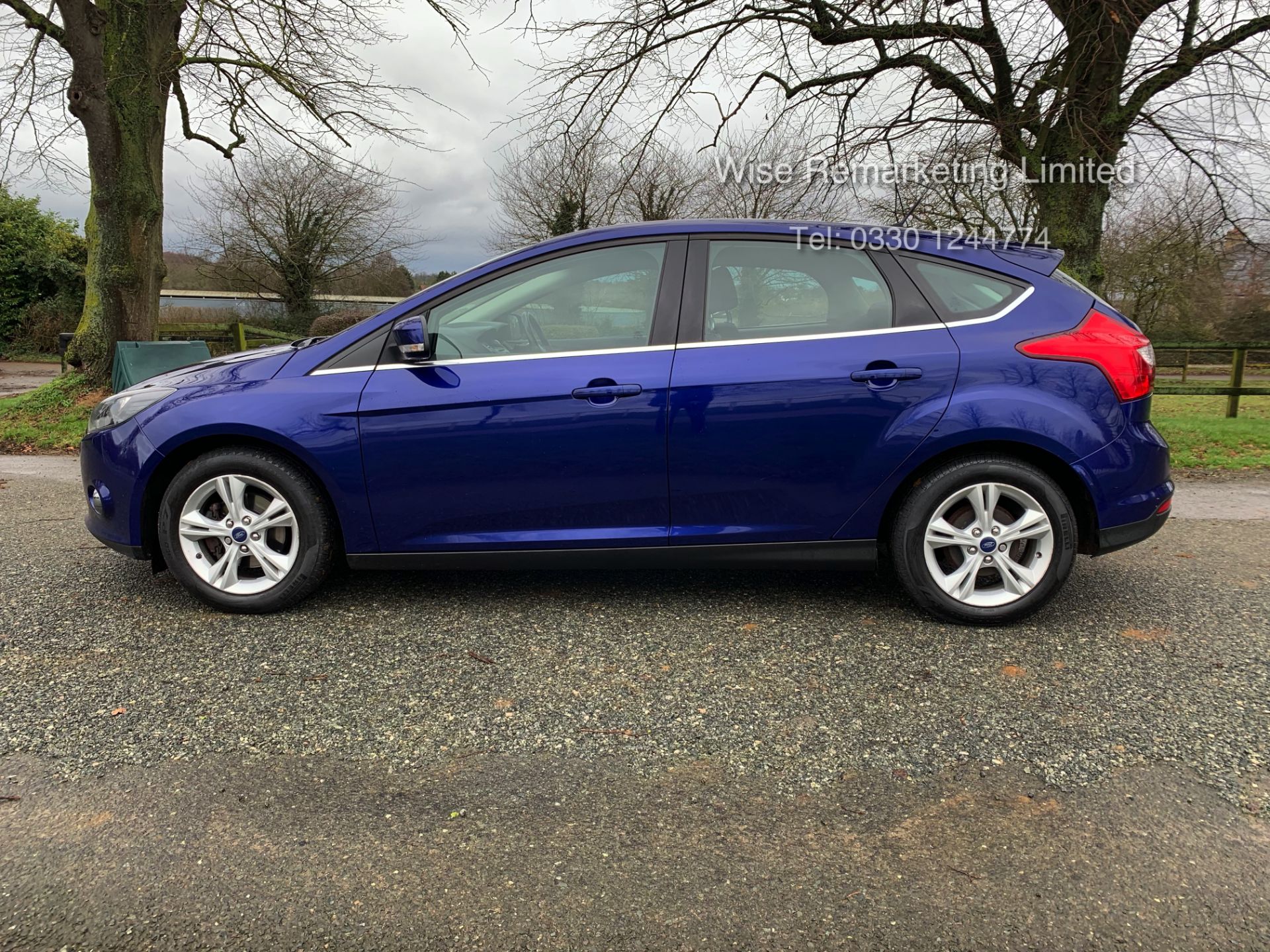 (RESERVE MET) Ford Focus Zetec 1.6 TDCI Econetic - 2015 Model - 6 Speed - Image 8 of 20