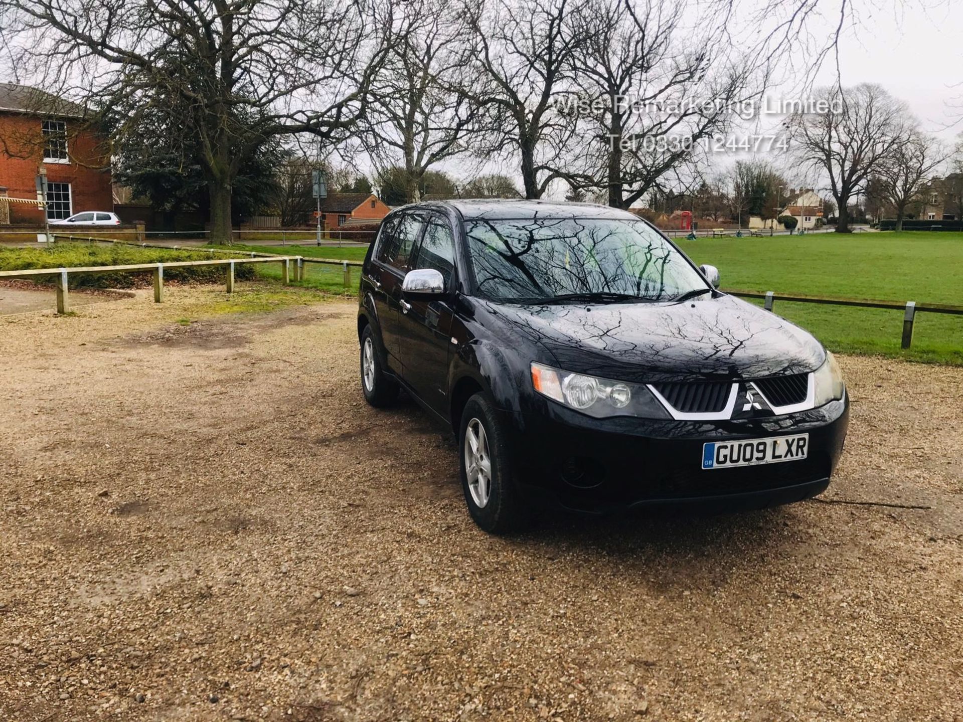 Mitsubishi Outlander 2.0 Di-D Equippe - 2009 09 Reg - 4X4 - Service History - Air Con - Image 6 of 24