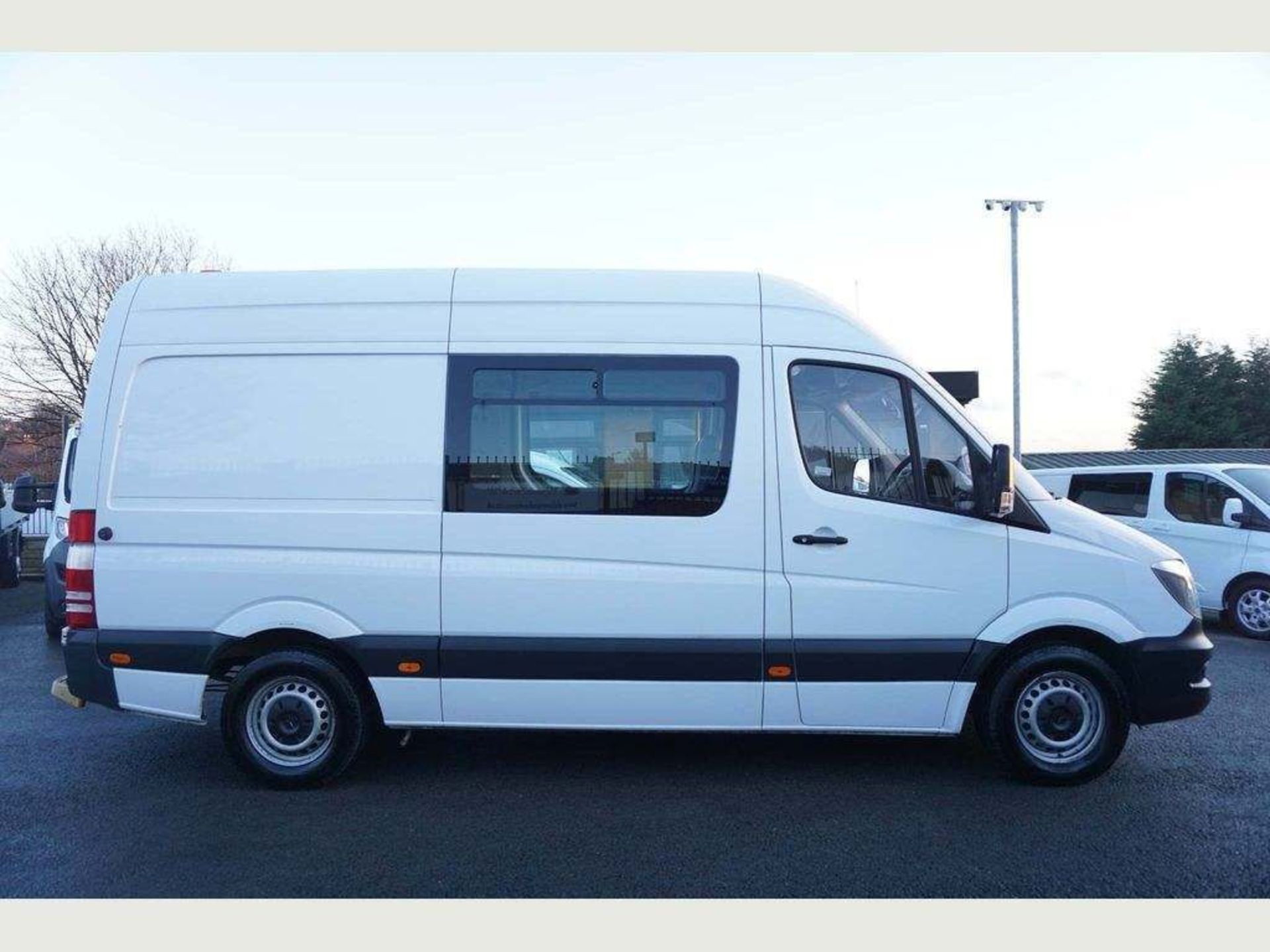 (RESERVE MET) Mercedes Sprinter 313 CDI 2.1 TD MWB Dualliner/Crew Van - 2015 15 Reg