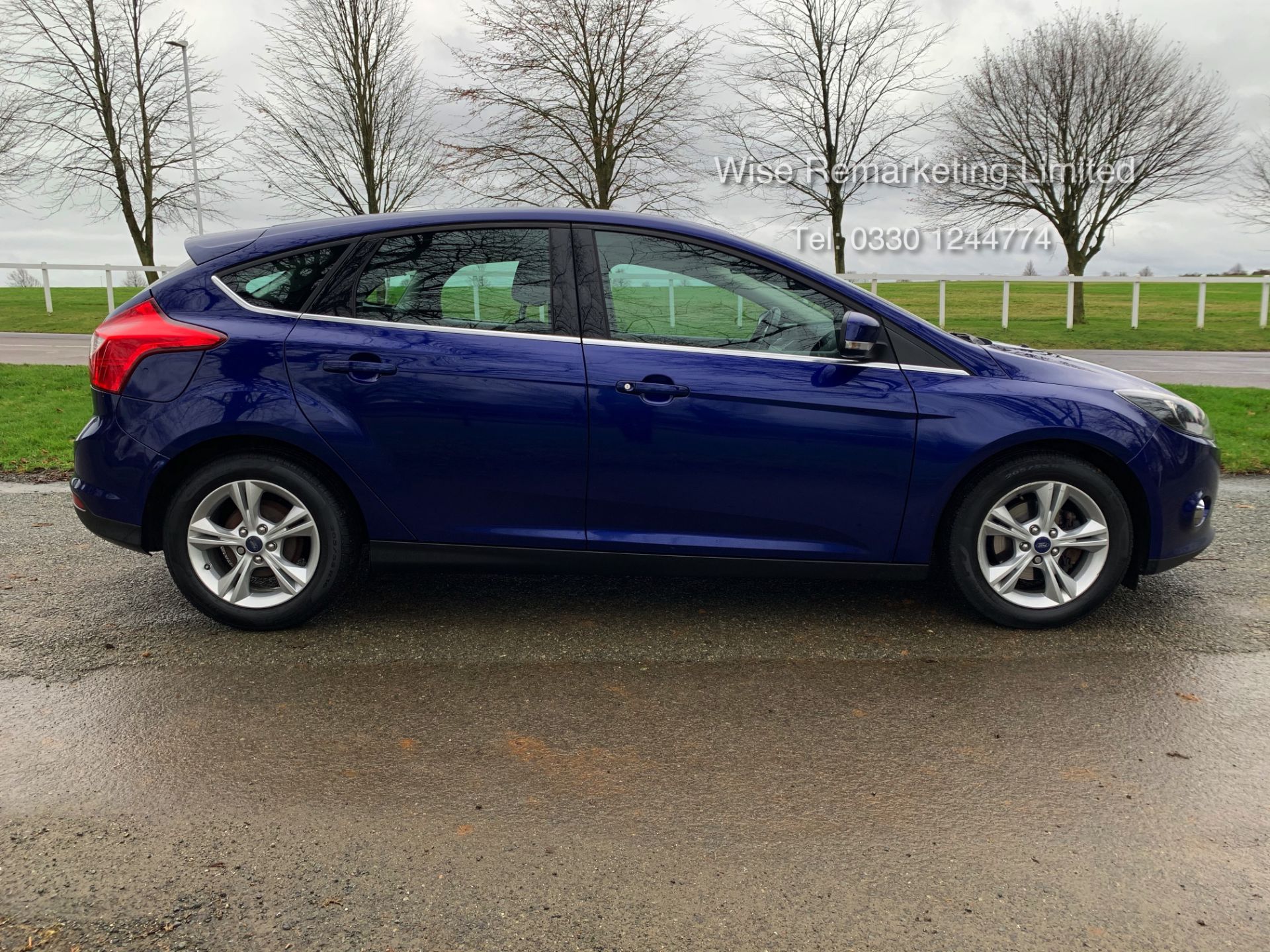 (RESERVE MET) Ford Focus Zetec 1.6 TDCI Econetic - 2015 Model - 6 Speed - Image 7 of 20