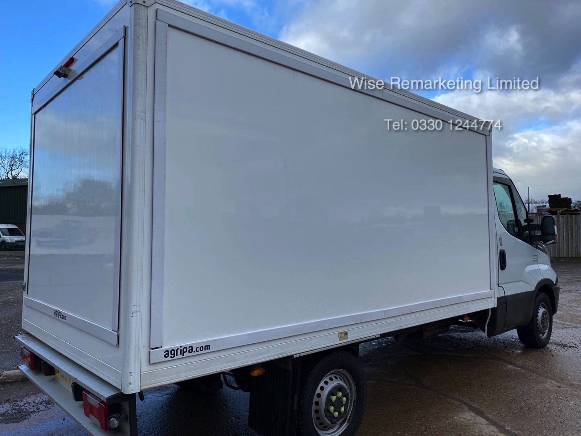 (RESERVE MET) Iveco Daily 35S11 2.3 TD Fridge/Freezer Box Van - 6 Speed - 2015 15 Reg - Image 3 of 17