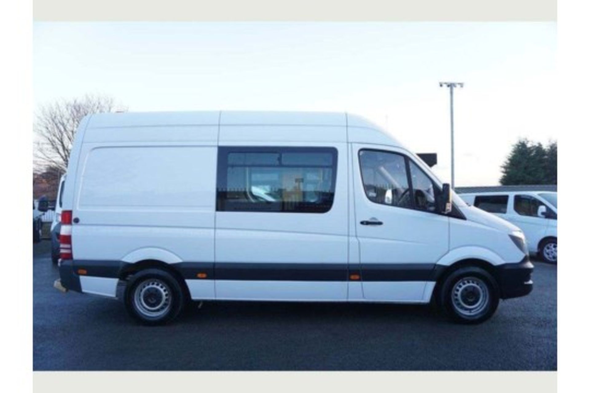 Mercedes Sprinter 313 CDI 2.1 TD MWB Dualliner/Crew Van - 2015 15 Reg - Image 3 of 5