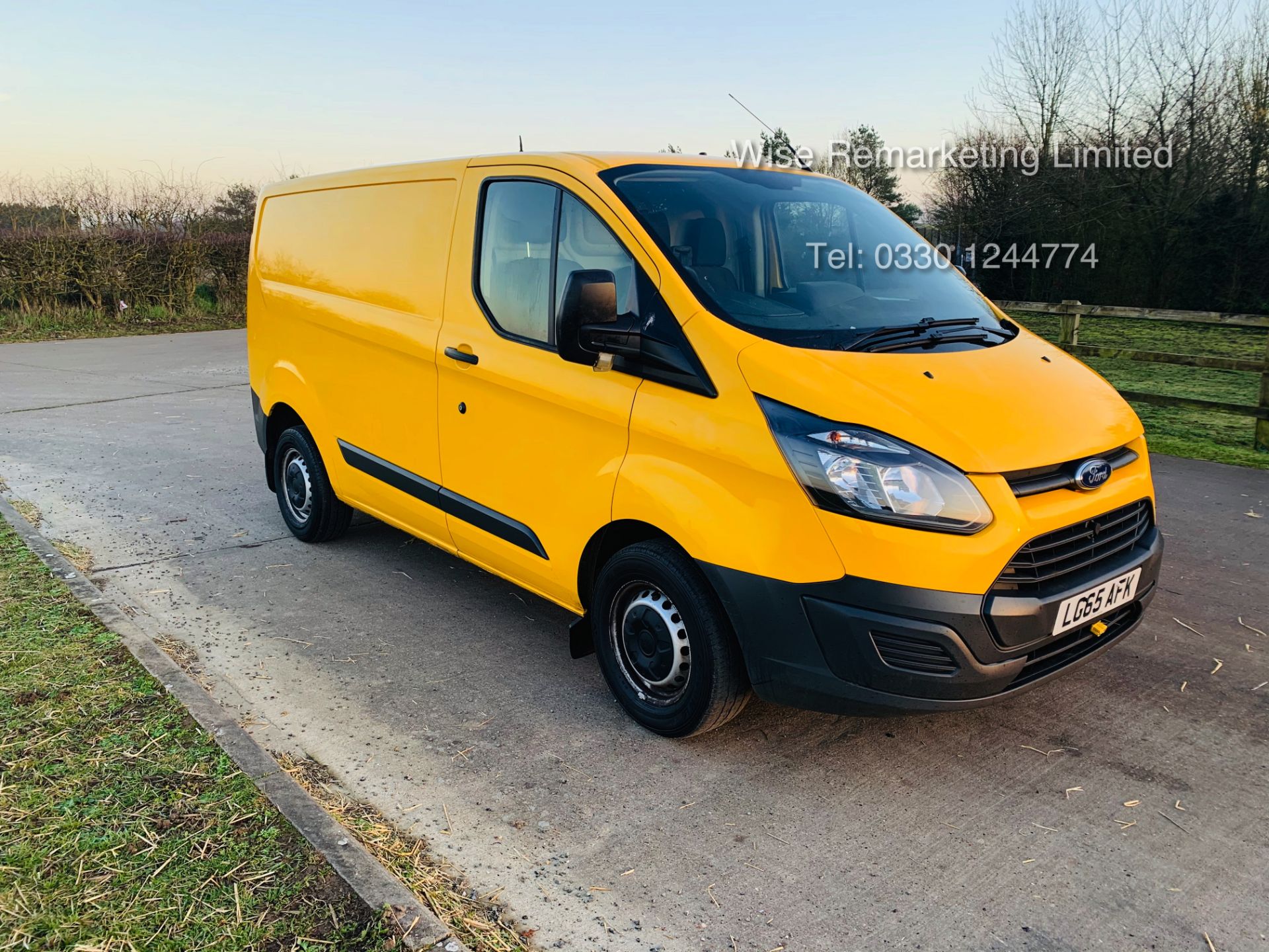 (RESERVE MET) Ford Transit Custom 2.2 TDCI 310 Eco-Tech - 2016 Model - 1 Keeper From New - Air Con - - Image 7 of 23