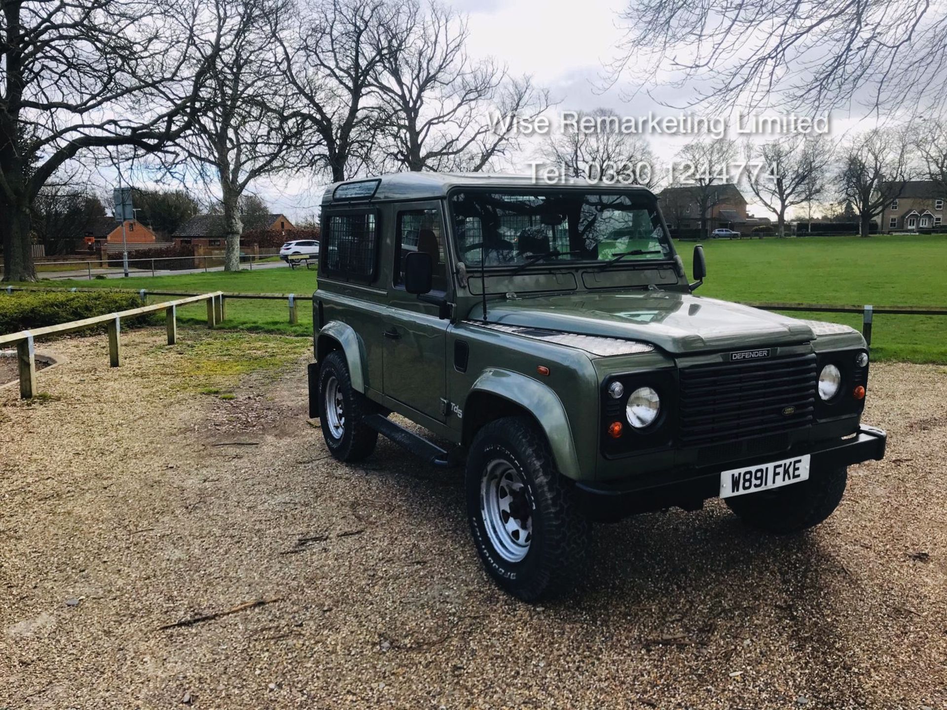 Land Rover Defender 90 County 2.5 TD5 - 2000 Year W Reg - 7 Seater - RARE - SAVE 20% NO VAT