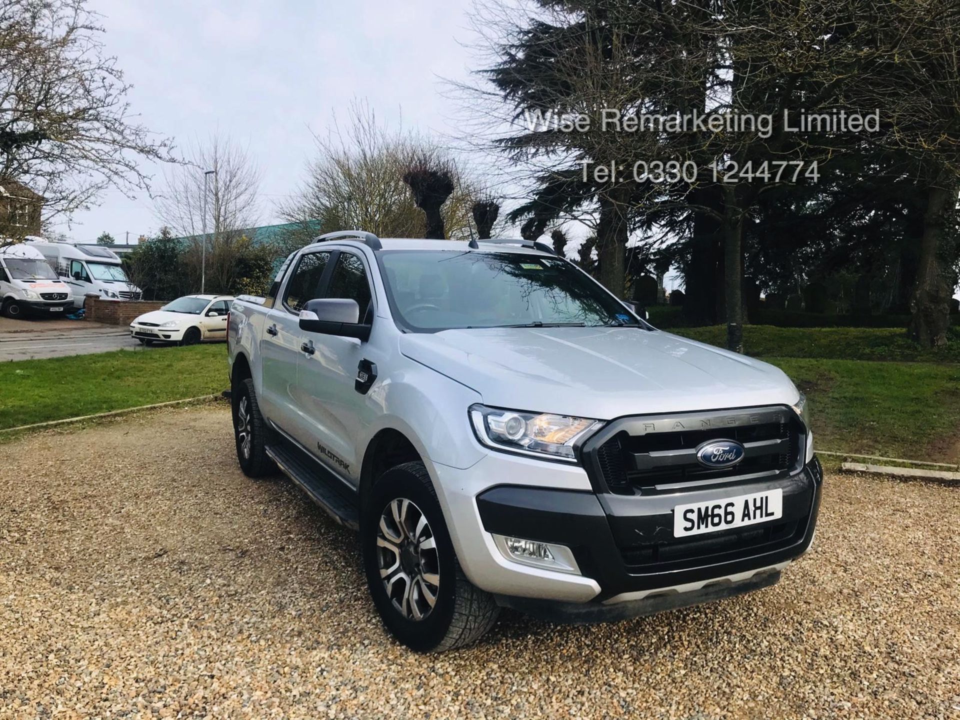 Ford Ranger 3.2 TDCI WILDTRAK - Auto - 2017 Model - 1 Former Keeper - 4x4 - TOP OF THE RANGE - Image 7 of 16