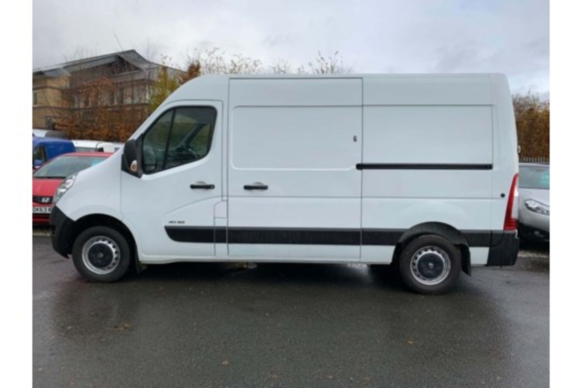 Renault Master 2.3 DCI Business Edition - 2017 Model - 6 Speed - Ulez Compliant SAVE 20% NO VAT - Image 2 of 5