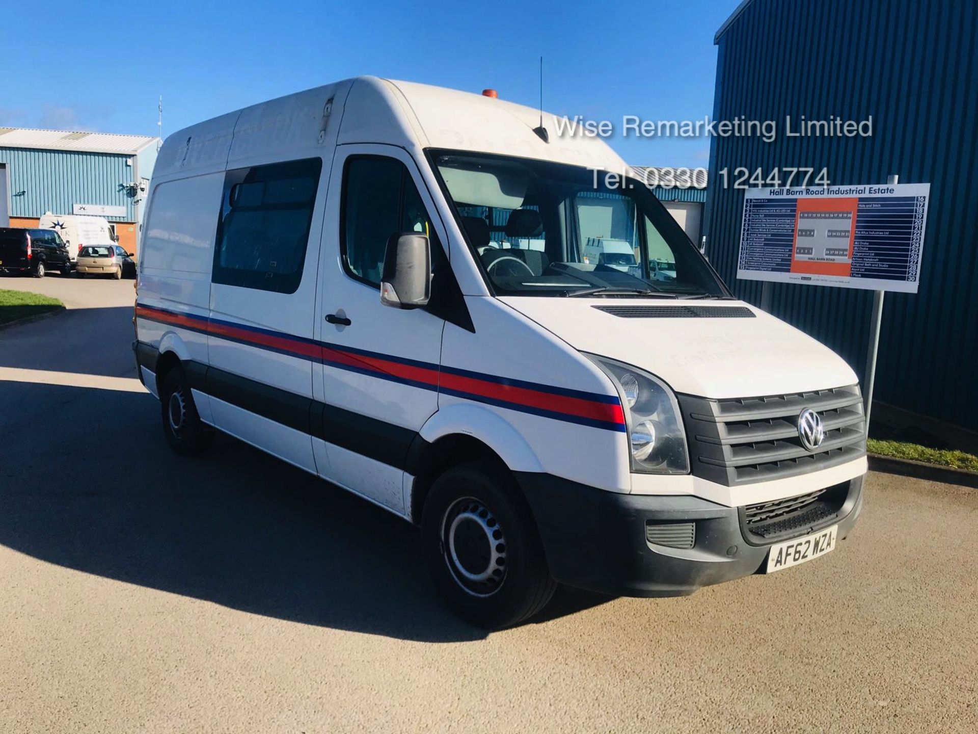 Volkswagen Crafter 2.0 TDI **8 Seater Messing Unit/Welfare Van** - 2013 Model - 1 Owner - Toilet