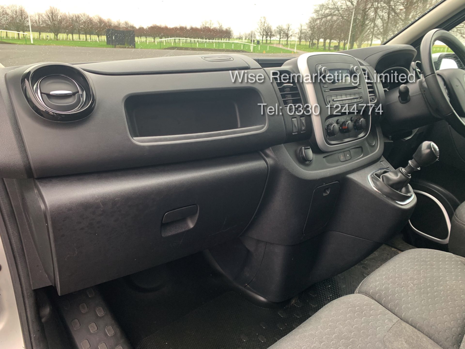 (Reserve Met) Vauxhall Vivaro 2900 Sportive 1.6 CDTI 6 Speed - 2016 Model - Parking Sensors - Image 13 of 22