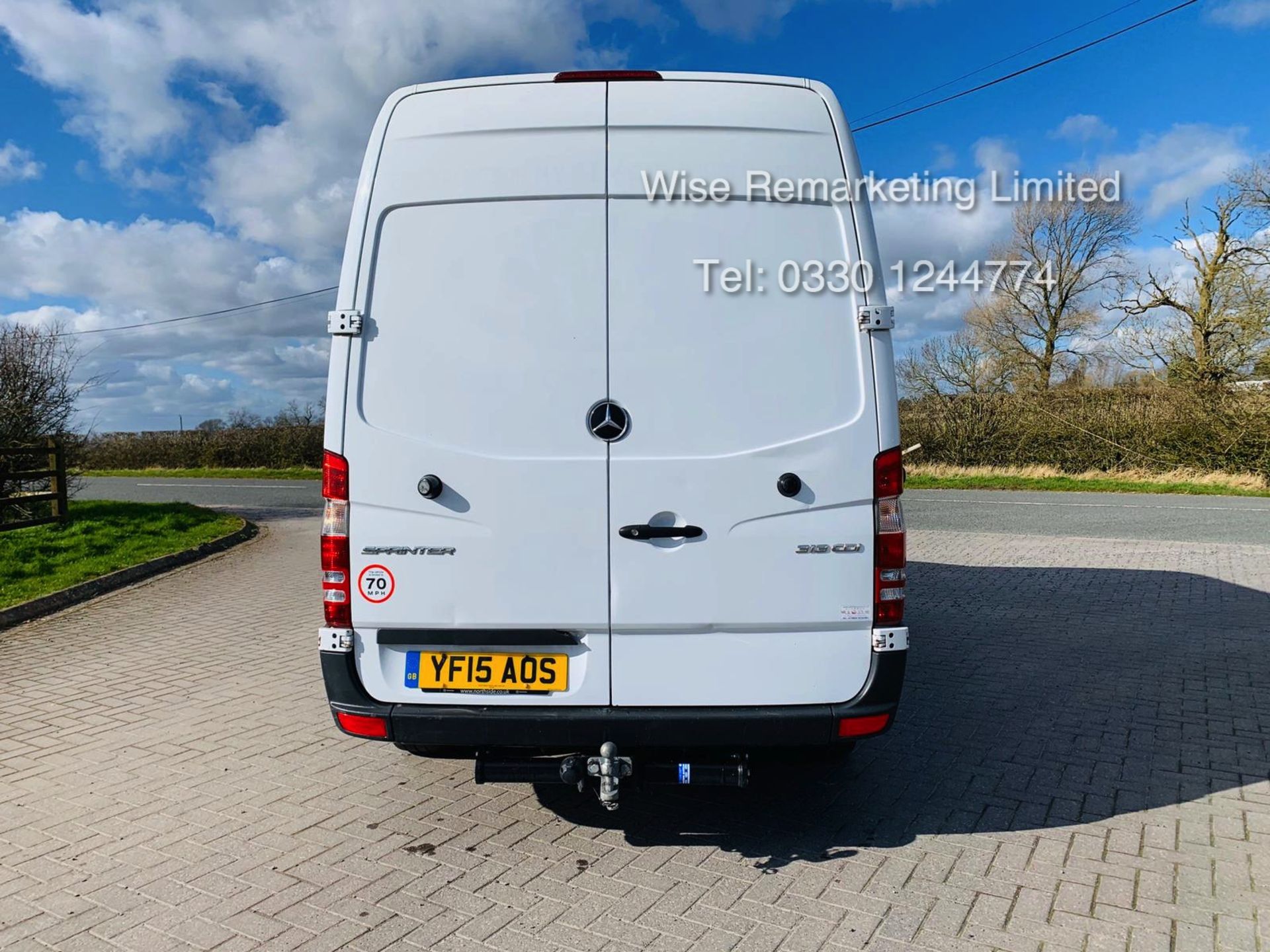 Mercedes Sprinter 313 CDI 2.1 TD MWB Dualliner/Crew Van - 2015 15 Reg - Image 2 of 23