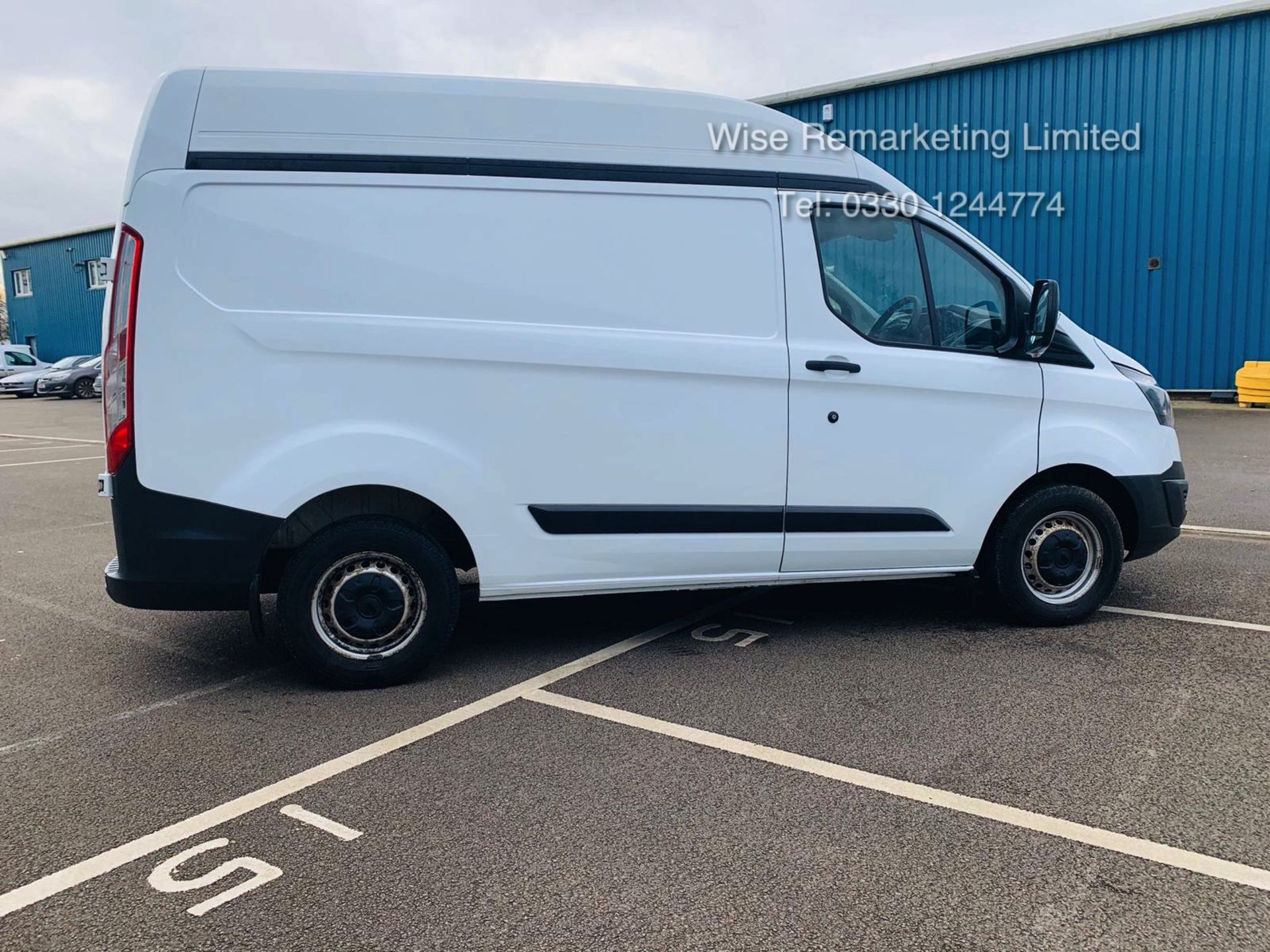 (RESERVE MET) Ford Transit Custom 2.2 TDCI 290 **HIGH ROOF** - 2016 Model - AIR CON- 1 OWNER- FSH- - Image 7 of 24