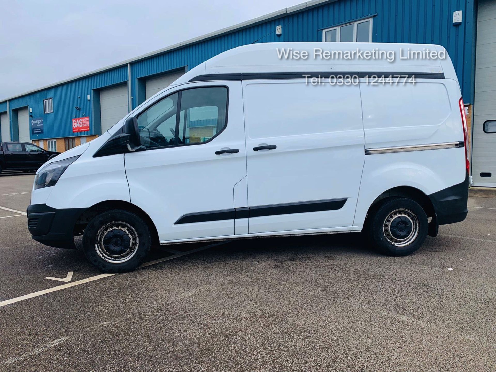 (RESERVE MET) Ford Transit Custom 2.2 TDCI 290 **HIGH ROOF** - 2016 Model - AIR CON- 1 OWNER- FSH- - Image 3 of 24