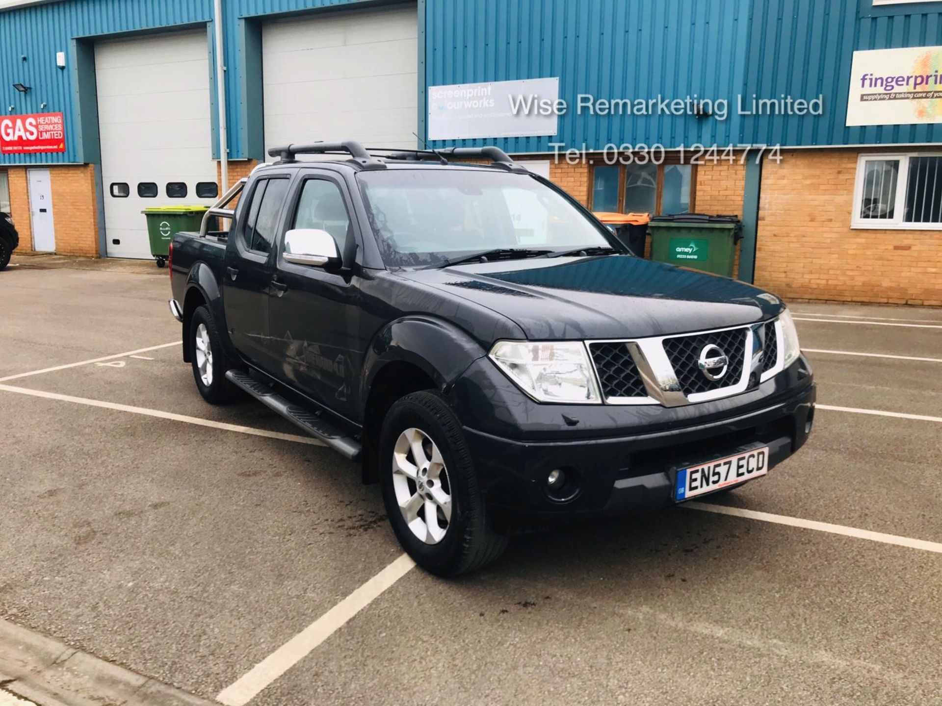 Nissan Navara Die Hard Special Edition 4.0 2.5DCI Auto - 2008 Model - Service History - Air Con - Image 3 of 24