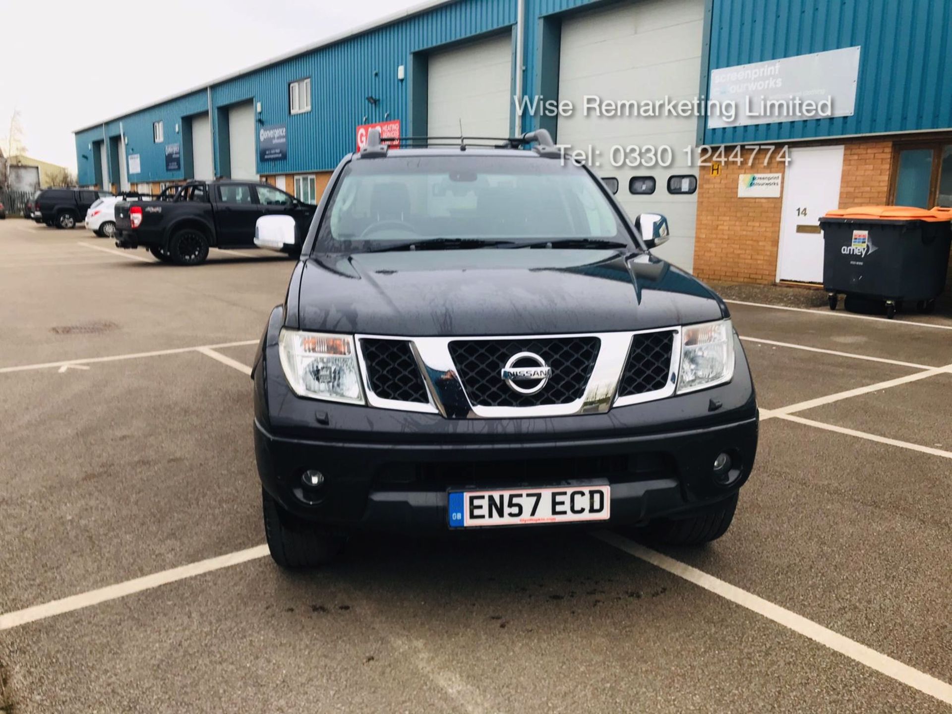 Nissan Navara Die Hard Special Edition 4.0 2.5DCI Auto - 2008 Model - Service History - Air Con - Image 2 of 24