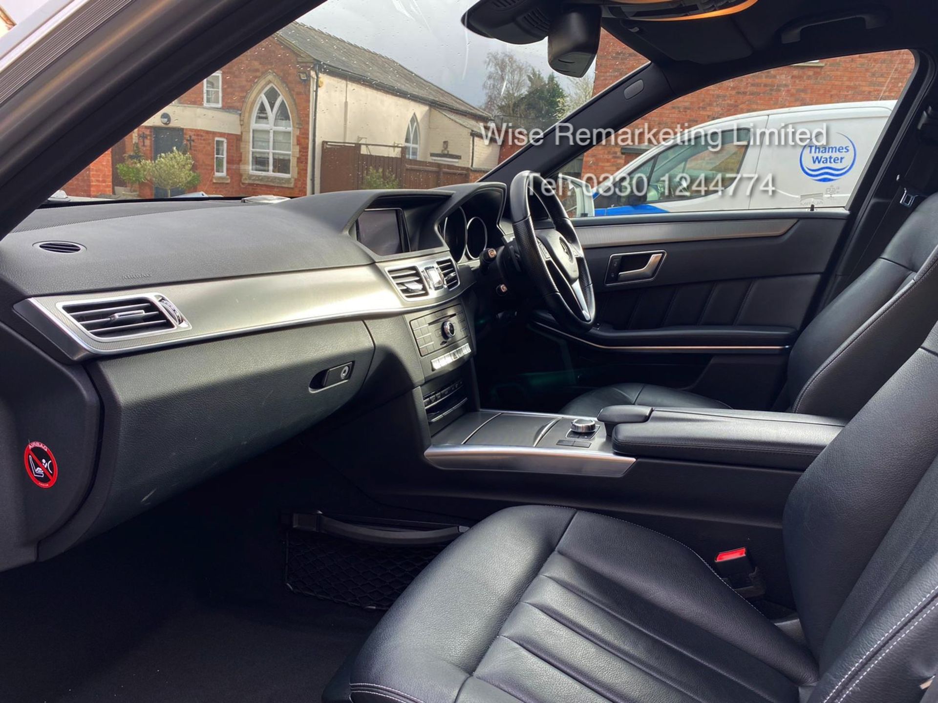 Mercedes E220d 2.1 Special Equipment Auto 2015 15 Reg - 1 Former Keeper - Sat Nav - Parking Sensors - Image 7 of 14