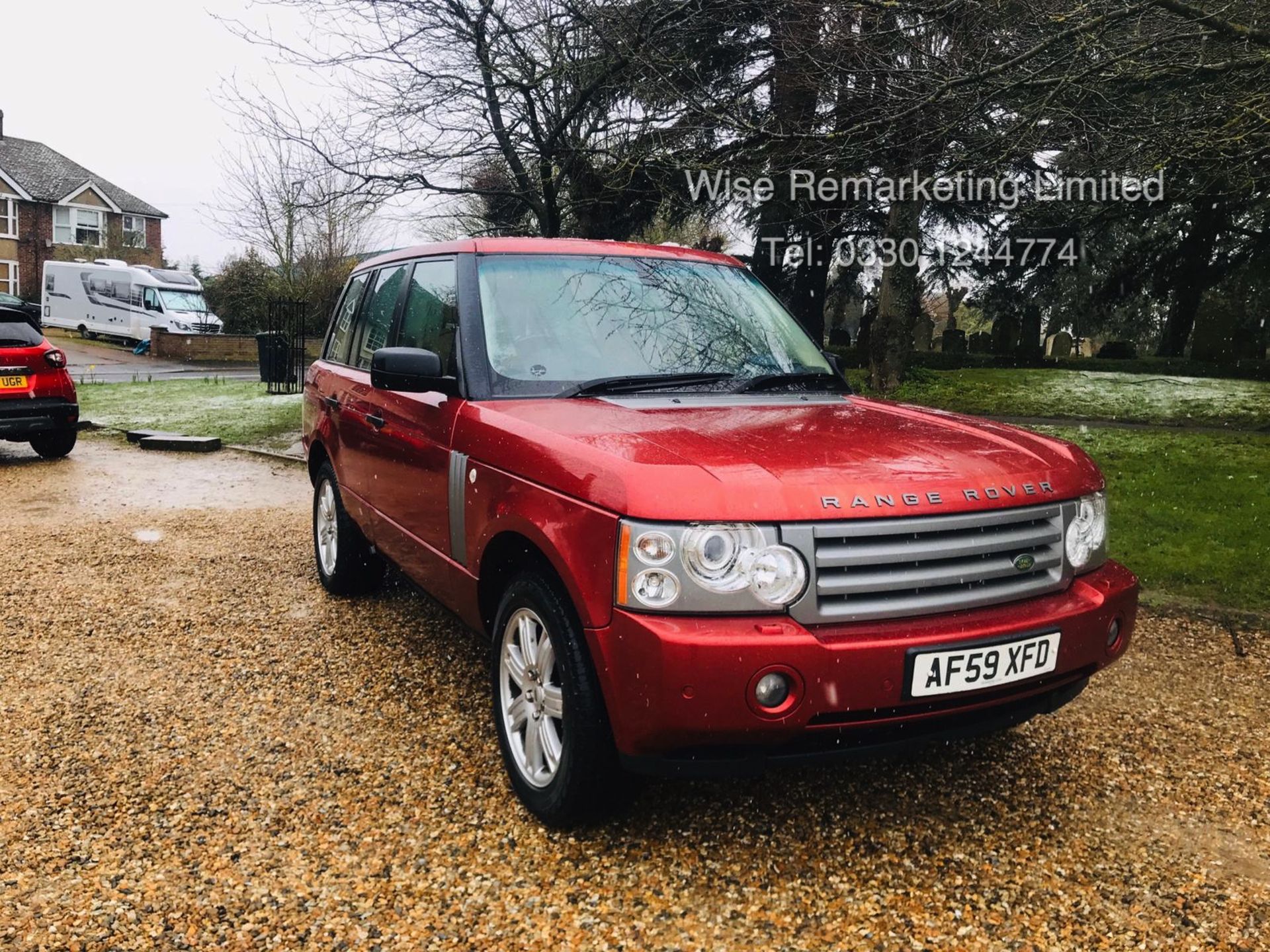 Range Rover Vogue 3.6 TDV8 HSE Auto - 2010 Model - Cream Leather - Service History - - Image 3 of 28