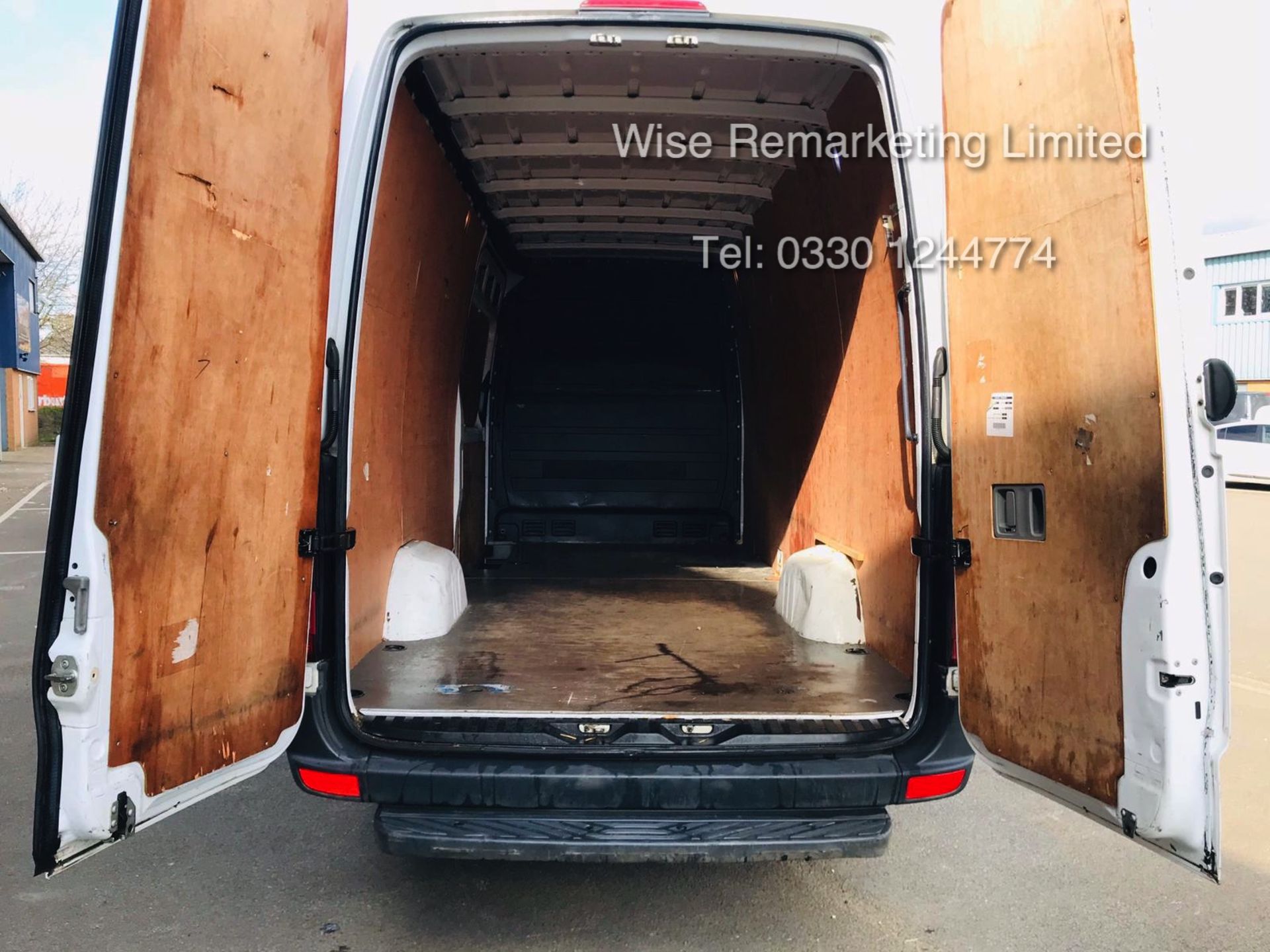 Mercedes Sprinter 313 CDI 2.1 TD Long Wheel Base 6 Speed - 2014 Model - Image 7 of 19