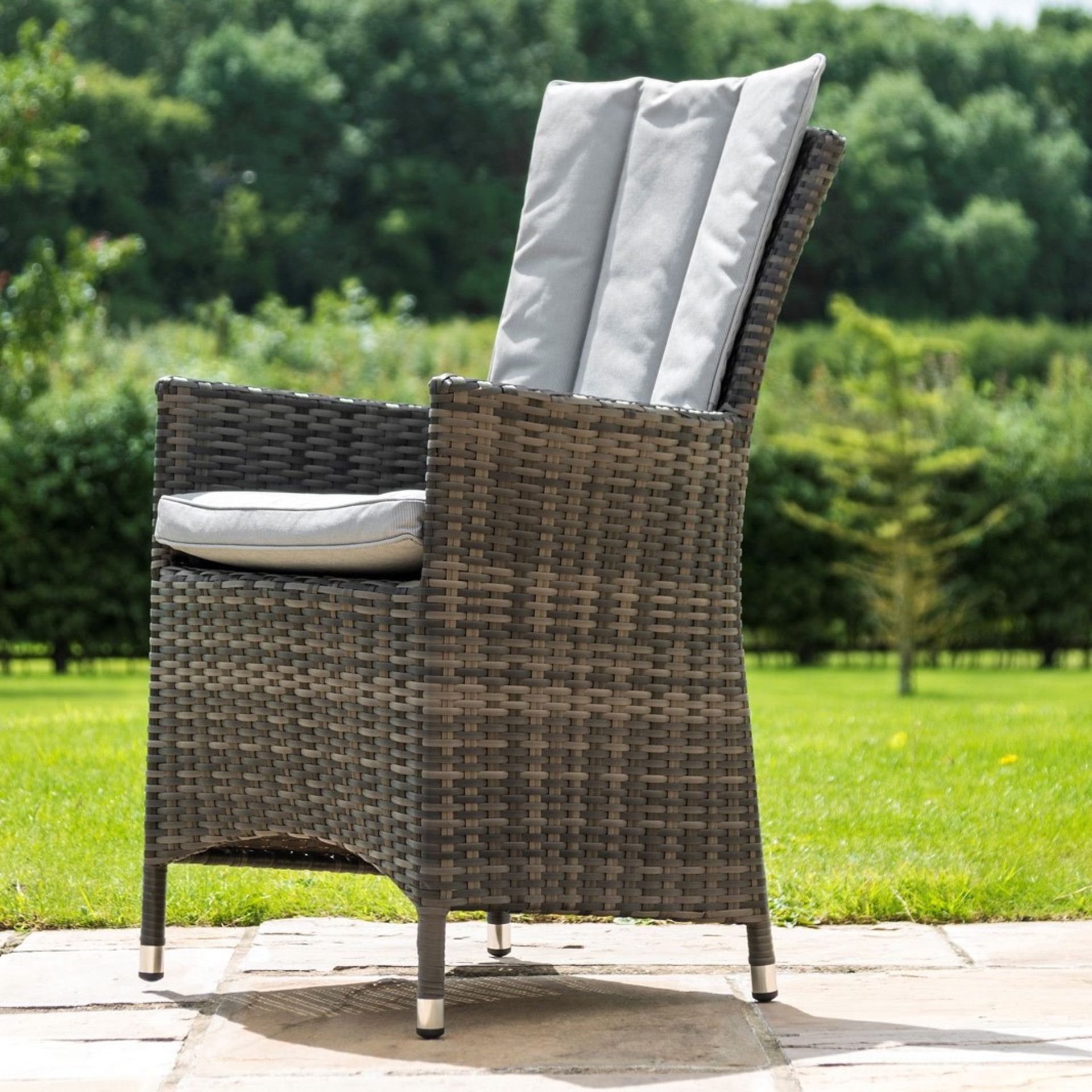 Rattan LA 4 Seat Square Outdoor Dining Set (Grey) *BRAND NEW* - Image 3 of 3