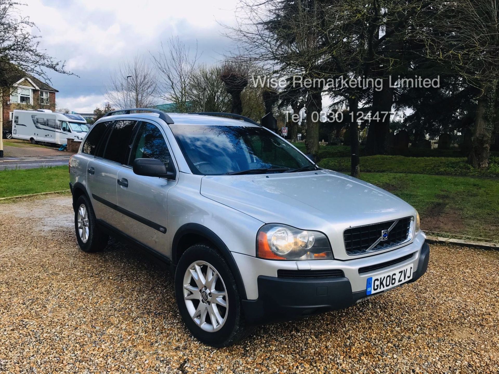 Volvo XC90 2.4 D5 Special Equipment Geartronic - 2006 06 Reg - Service History - 7 Seats - Sat Nav - Image 2 of 27