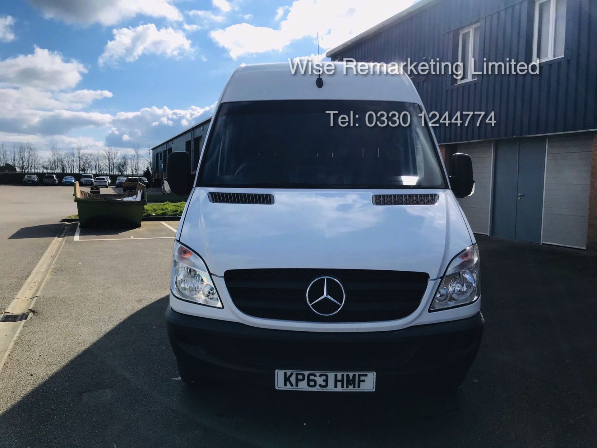 Mercedes Sprinter 313 CDI 2.1 TD Long Wheel Base 6 Speed - 2014 Model - Image 4 of 19