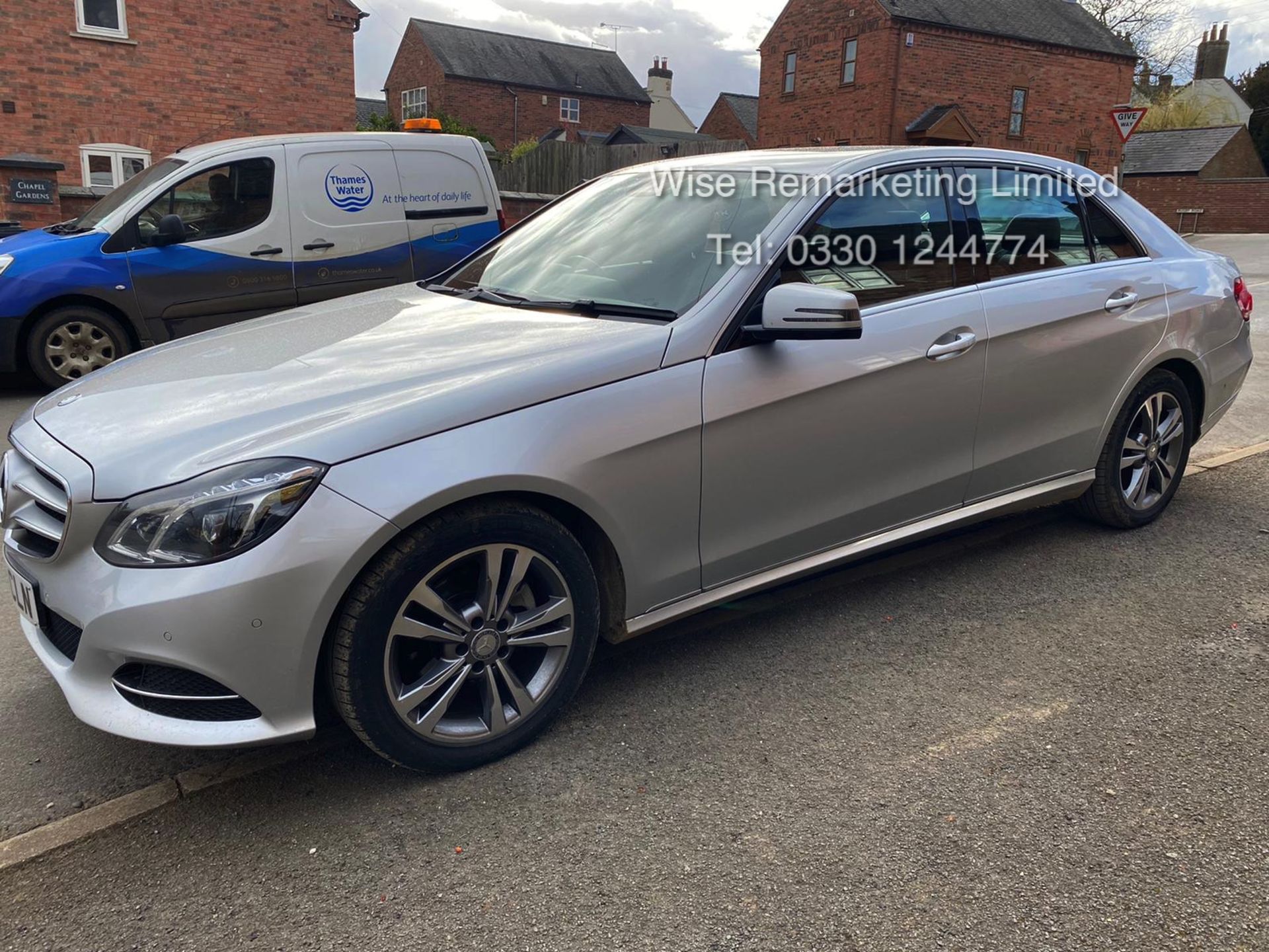 Mercedes E220d 2.1 Special Equipment Auto 2015 15 Reg - 1 Former Keeper - Sat Nav - Parking Sensors