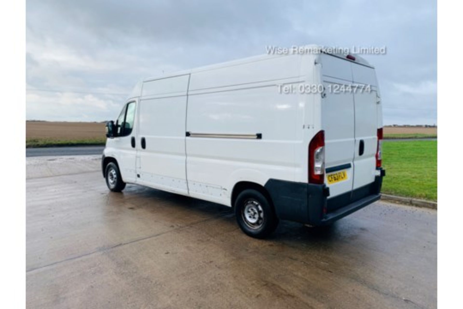 (RESERVE MET) Peugeot Boxer 335 2.2 HDi Long Wheel Base 2014 Reg - 1 Keeper From New - Image 5 of 17