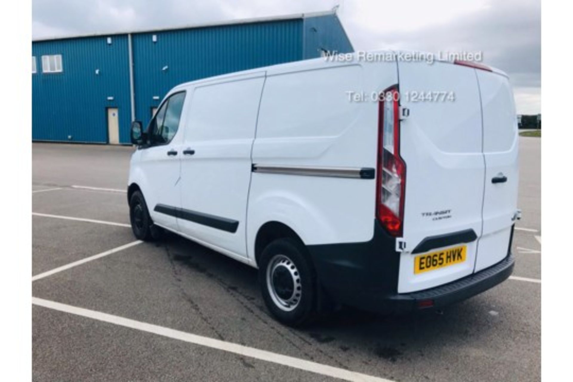 Ford Transit Custom 270 2.2 TDCI Eco-Tech - 2016 Model - 1 Keeper From New - Image 6 of 20