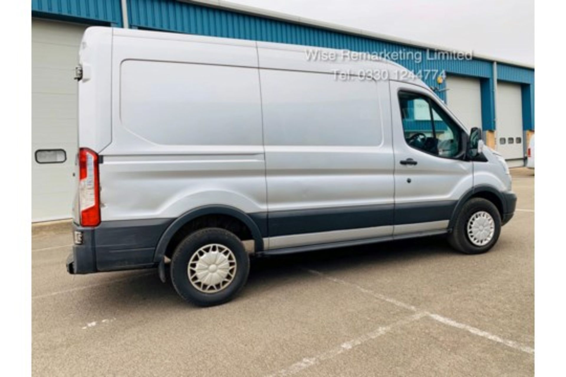 (RESERVE MET) Ford Transit 350 2.2 TDCI Trend Van - 2015 Reg - Silver - 6 Speed - Ply Lined - Image 7 of 20