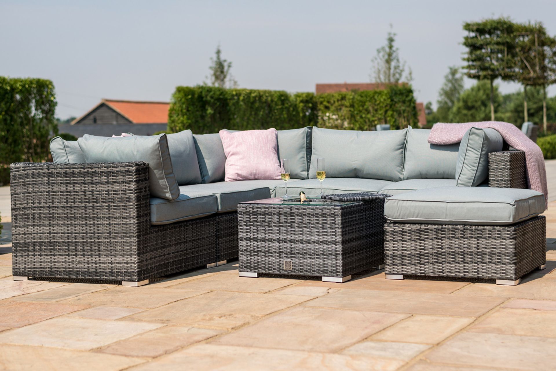 (RESERVE MET) Rattan London Corner Group Outdoor Sofa Set (Grey) *BRAND NEW* - Image 3 of 4