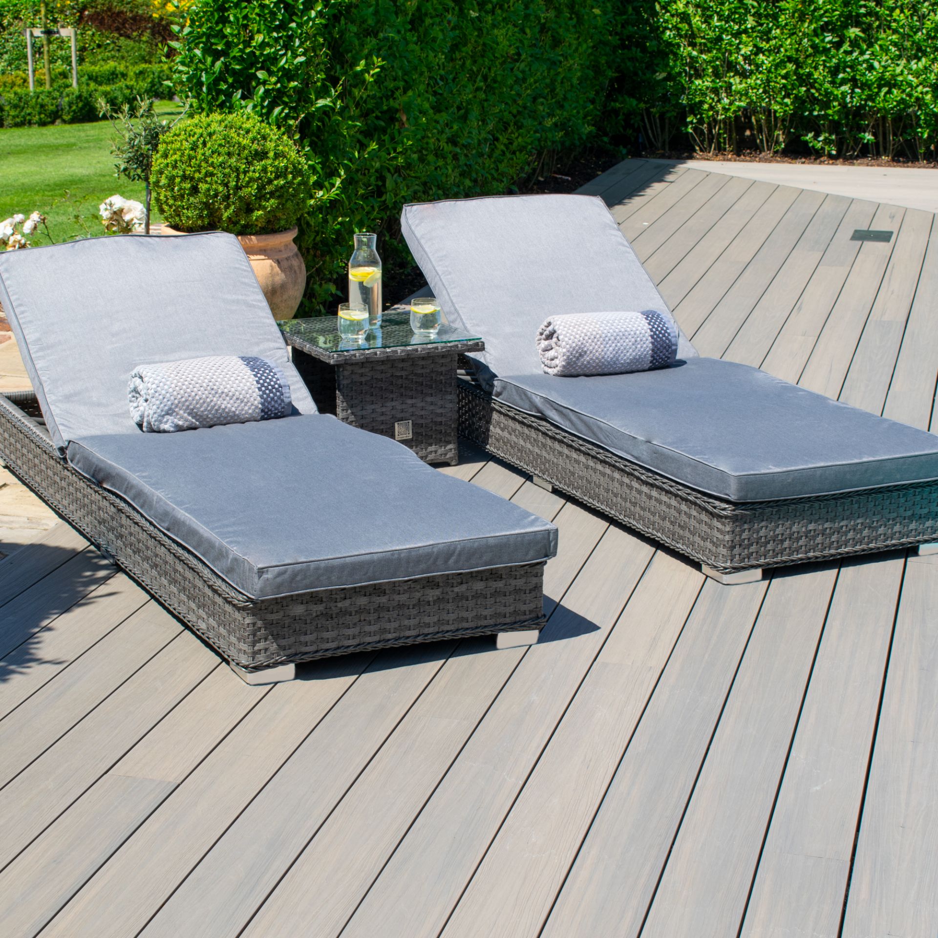 (RESERVE MET) Rattan Victoria Outdoor Sunlounger Set With Coffee Table (BRAND NEW) - Image 3 of 3