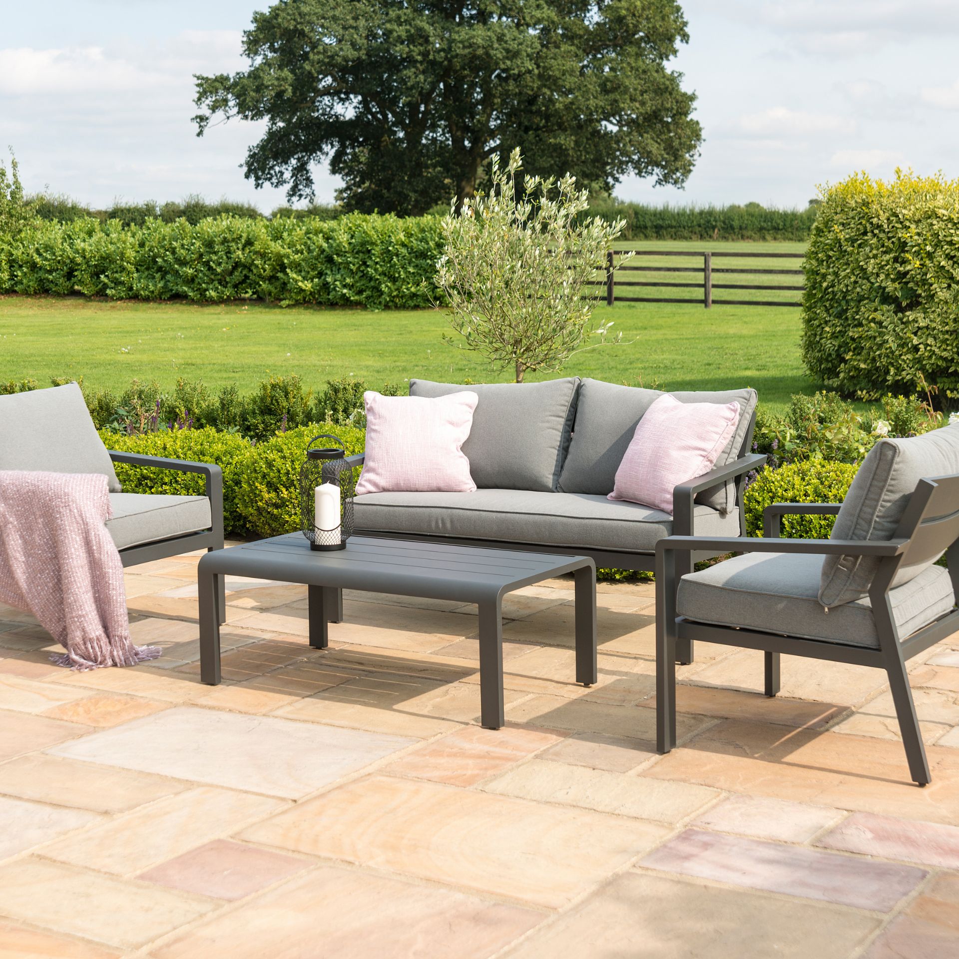 Verona Outdoor/Garden Aluminium 2 Seat Sofa Set (BRAND NEW) - Image 7 of 7