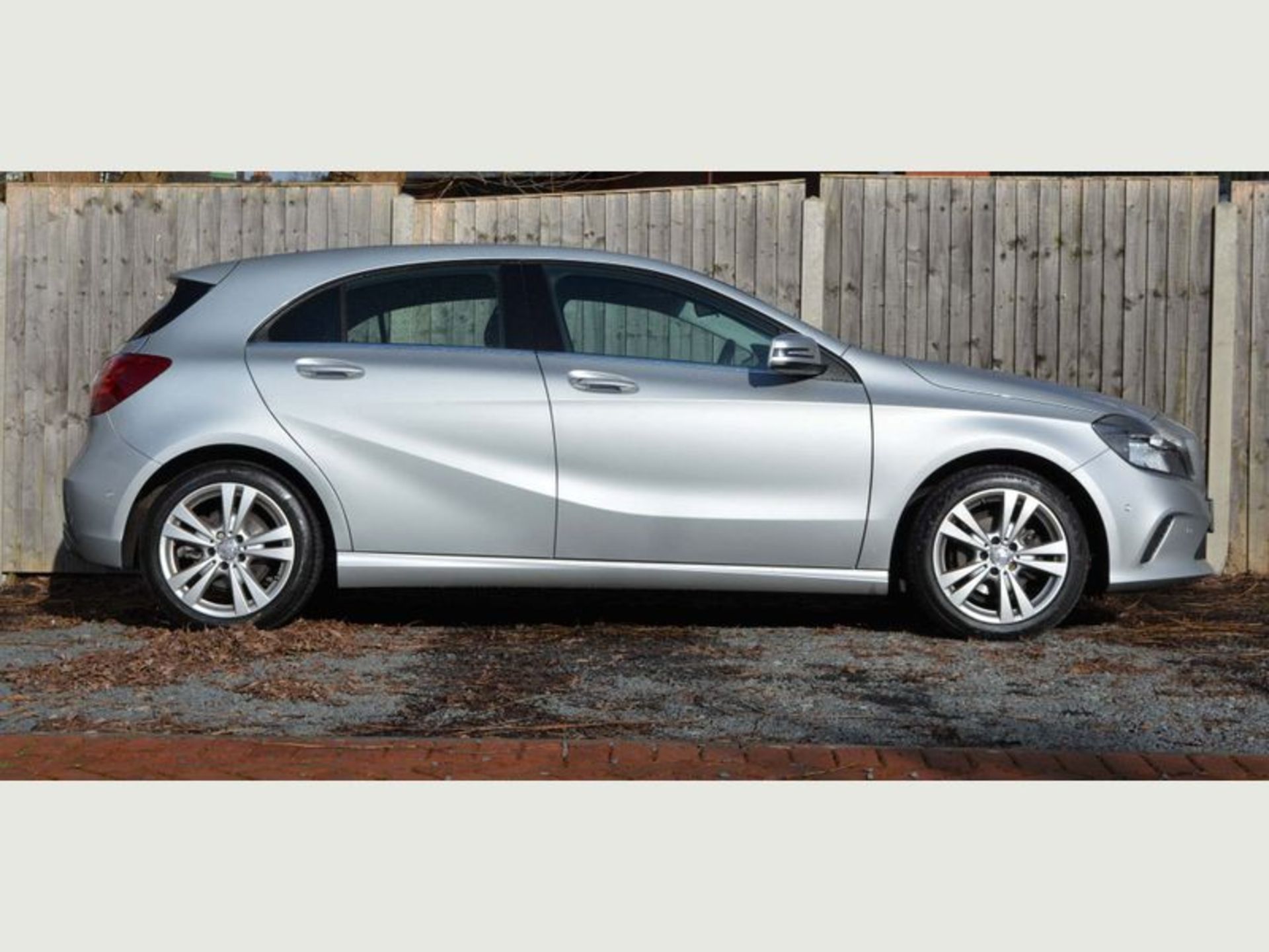 (Reserve Met)Mercedes A180d Sport - Premium Edition - 2016 Model - Full Leather - Reversing Cam - - Image 2 of 10