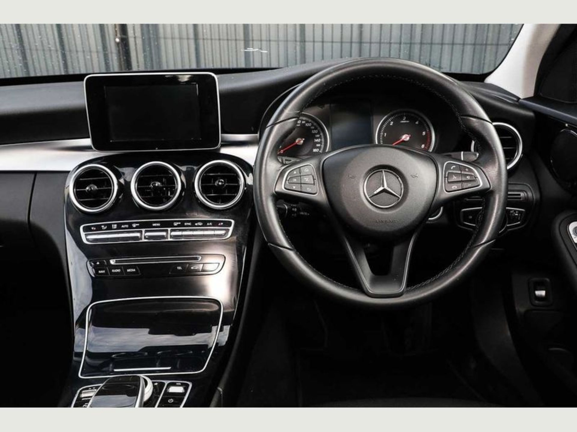 Reserve Met Mercedes C220d SE Executive Edition Estate - Auto - 2017 Model - Service History - - Image 11 of 11