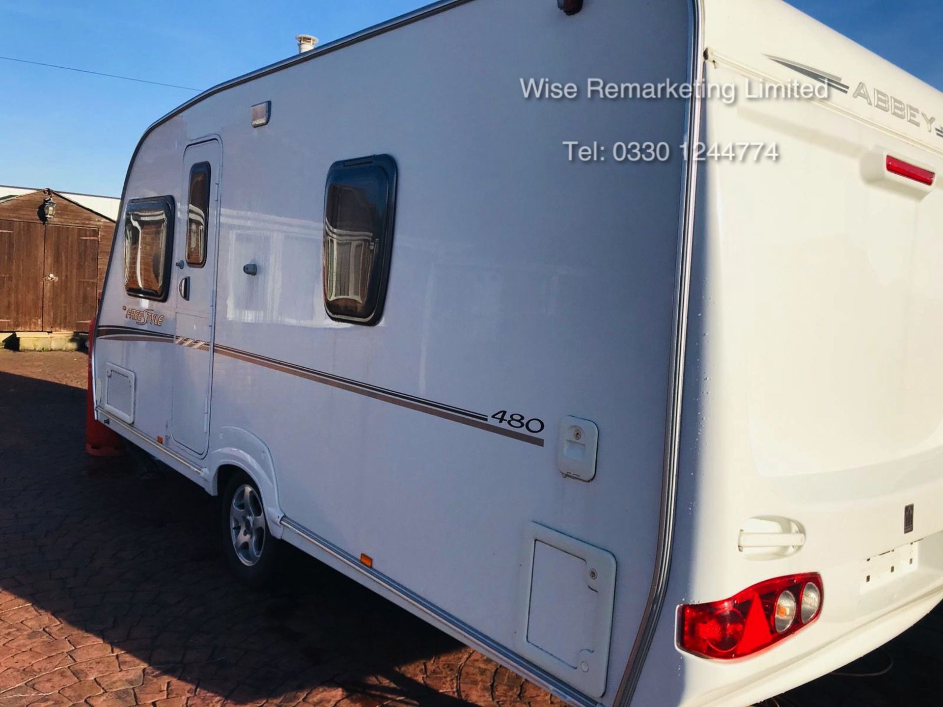 (RESERVE MET) Swift Abbey Freestyle 480 (4 Berth) Caravan - 2008 Model - 1 Former Keeper From New - Image 2 of 32